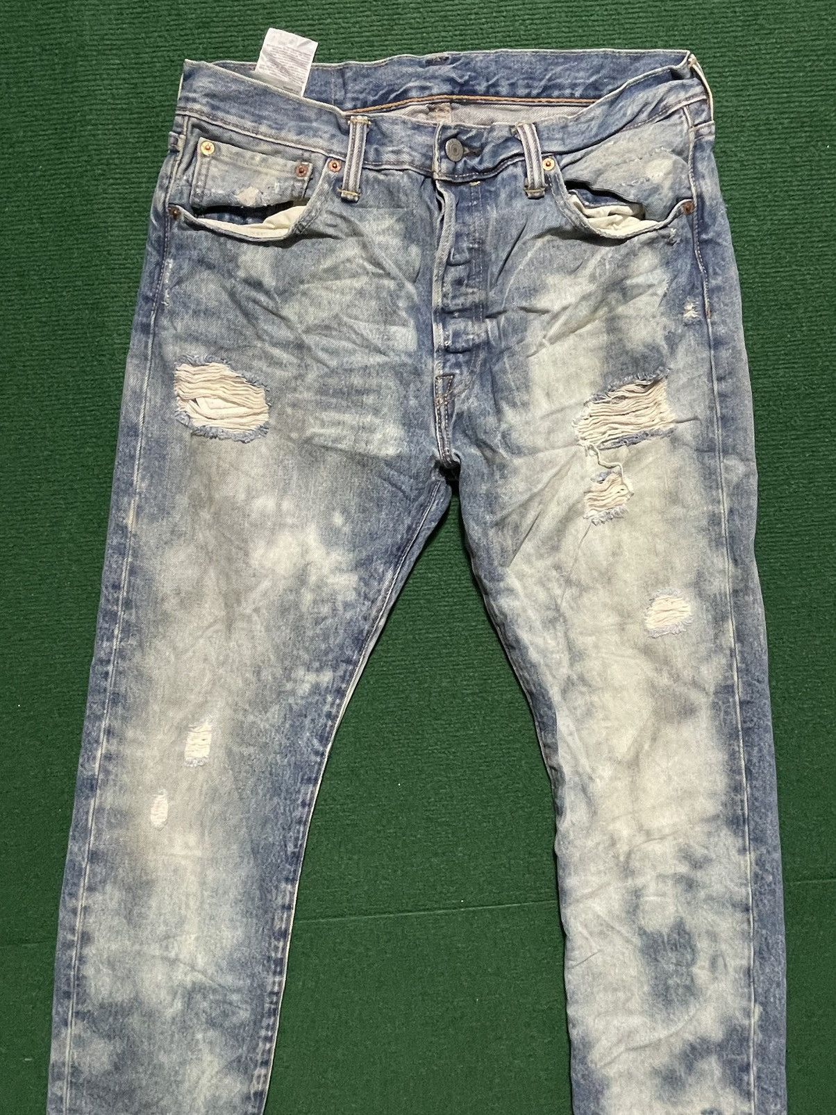 Levi's Rare Levis 501 Distressed Jeans Size US 33 - 2 Thumbnail