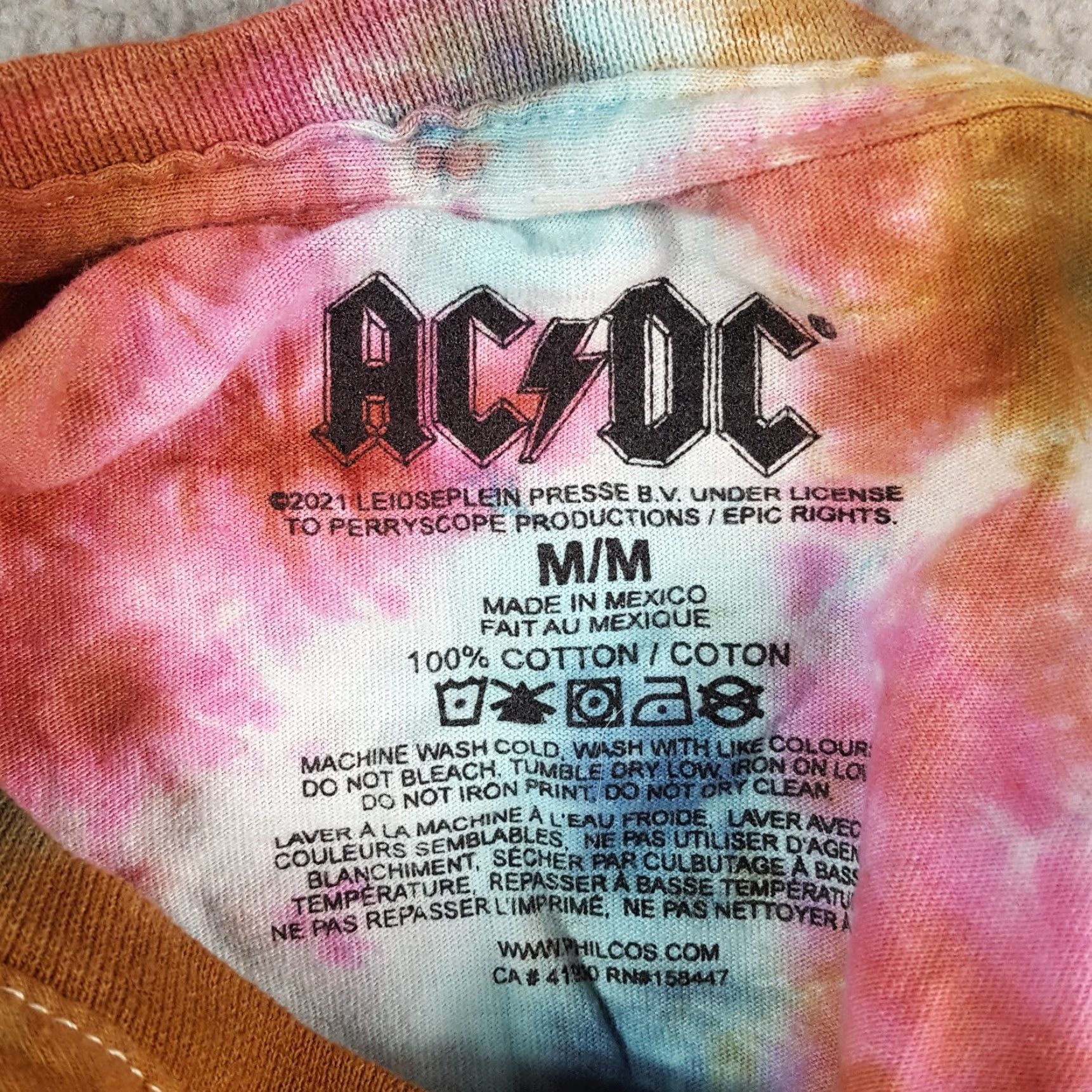 Vintage VINTAGE ACDC High Voltage Tie Dye Band Tee Men's Size M Retro Rock Music T Shirt Size US M / EU 48-50 / 2 - 5 Thumbnail