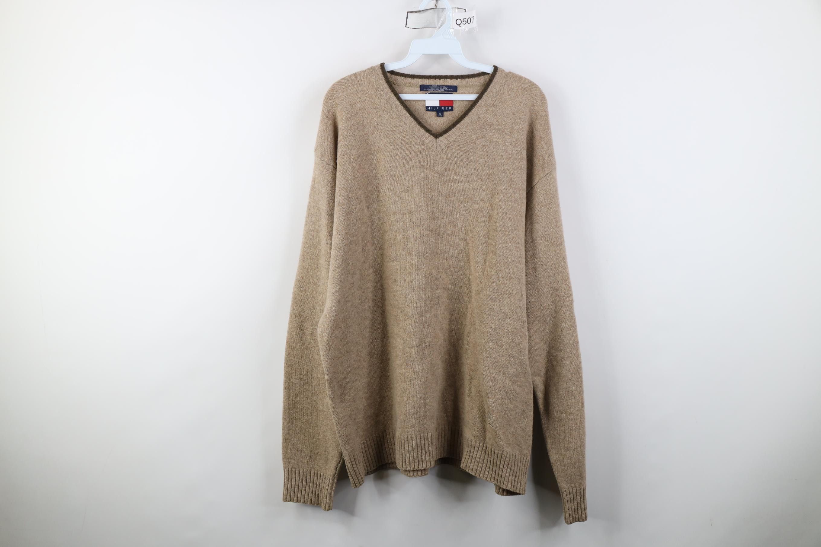 Tommy Hilfiger Vintage 90s Tommy Hilfiger Lambswool Knit V-Neck Sweater Size US XL / EU 56 / 4 - 1 Thumbnail