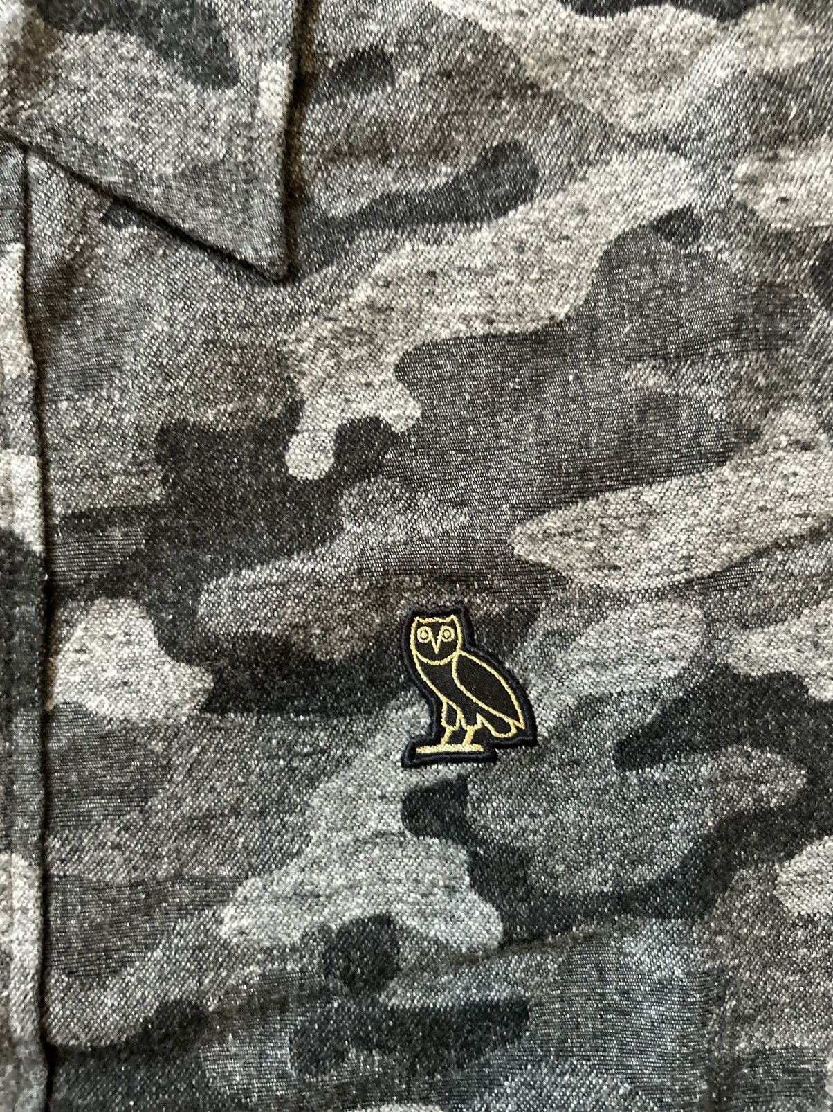 October's Very Own 2018 Camo Patch Flannel Size US M / EU 48-50 / 2 - 3 Thumbnail