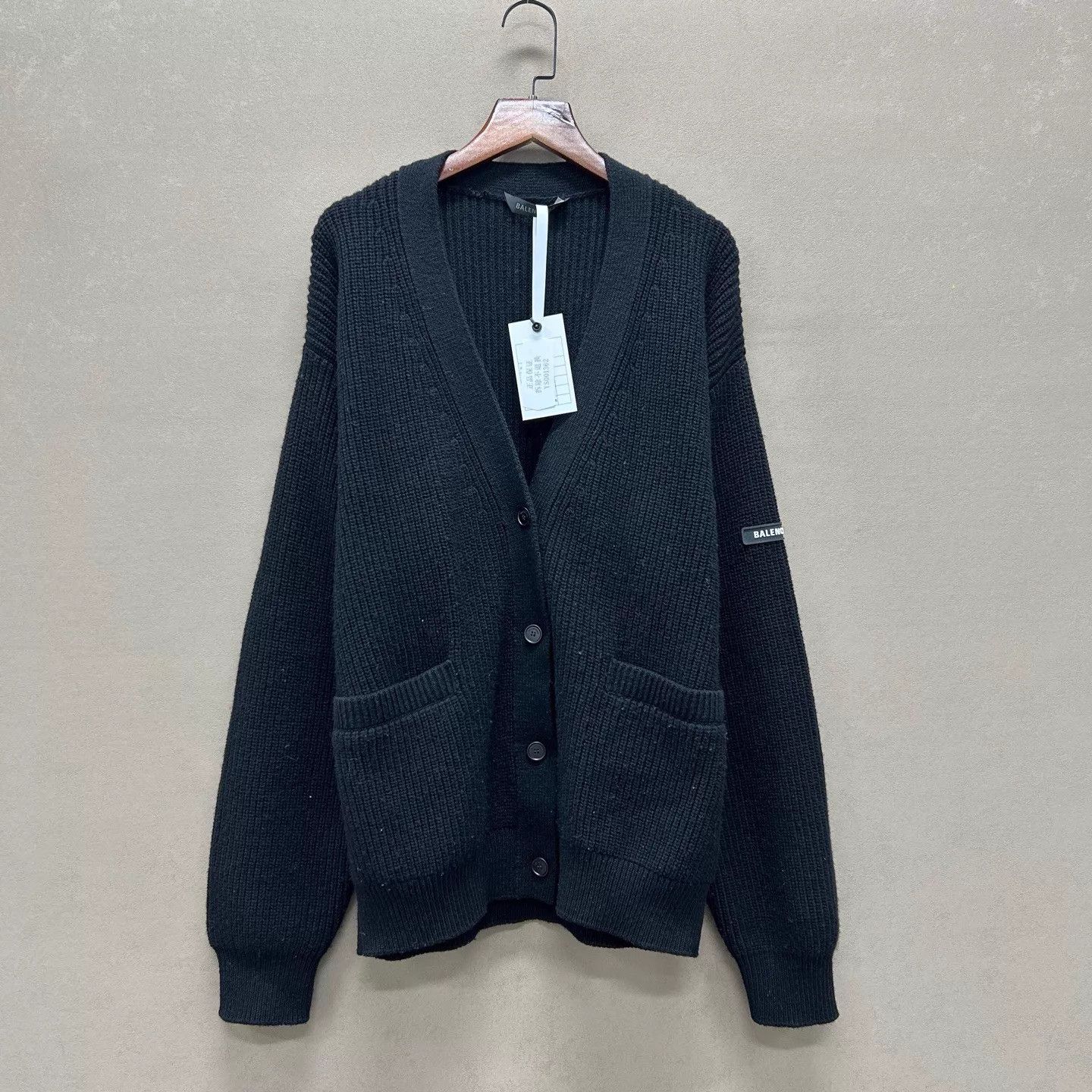 Balenciaga Balenciaga 25 Logo Ribbed Cardigan Sweater XS Size XS / US 0-2 / IT 36-38 - 1 Thumbnail