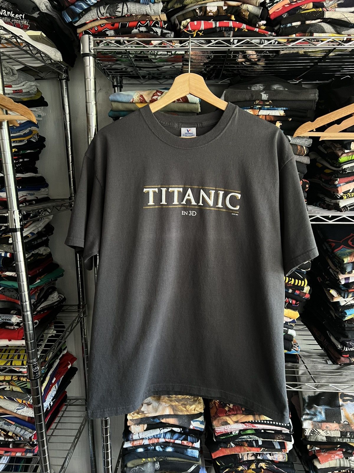 Other 2012 Titanic 3D Puffy Print Promo Tee Size US L / EU 52-54 / 3 - 1 Thumbnail