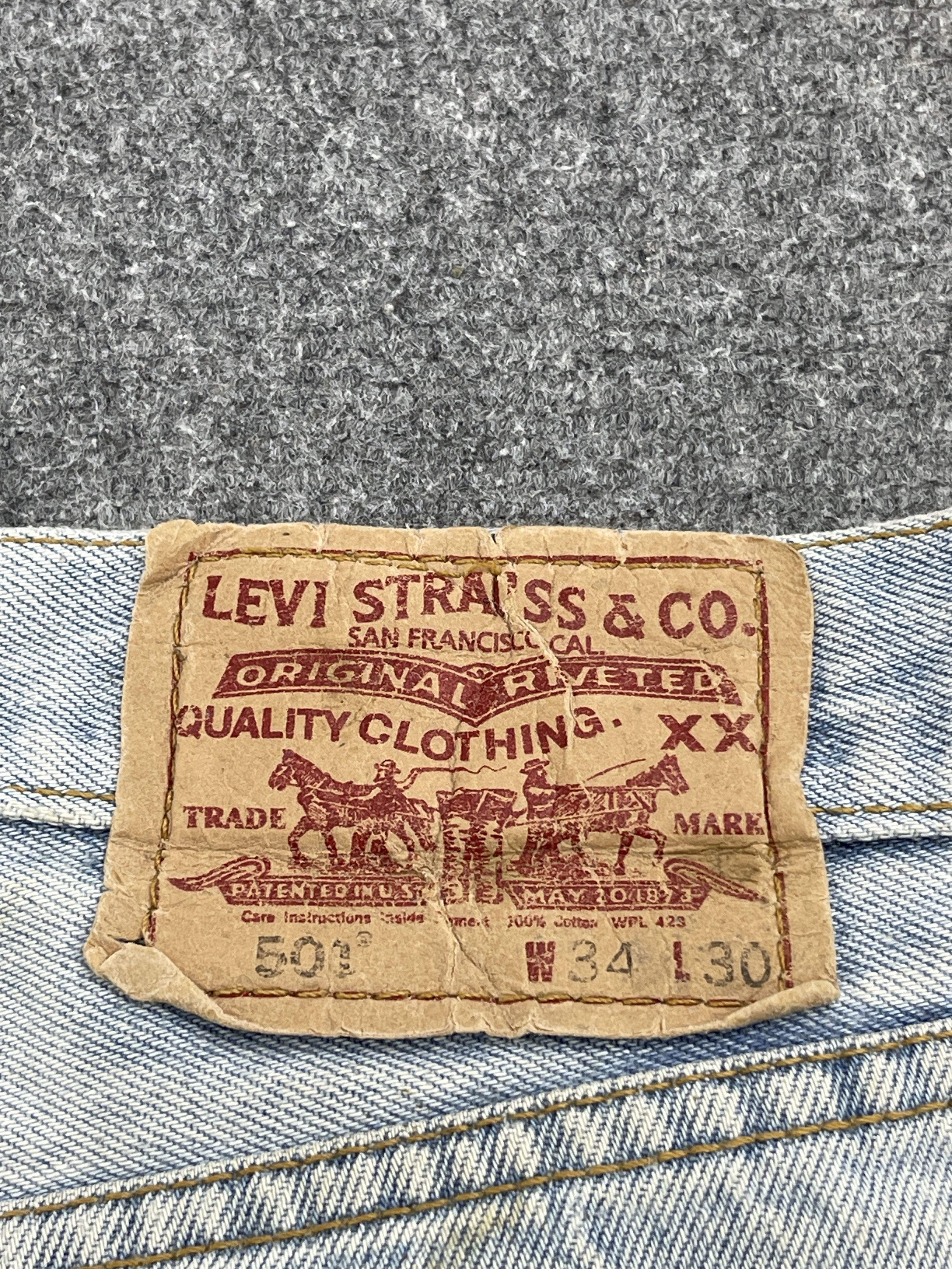 Levi's × Vintage Light Washed Vintage Levis 501 Denim Jeans Size US 31 - 5 Thumbnail