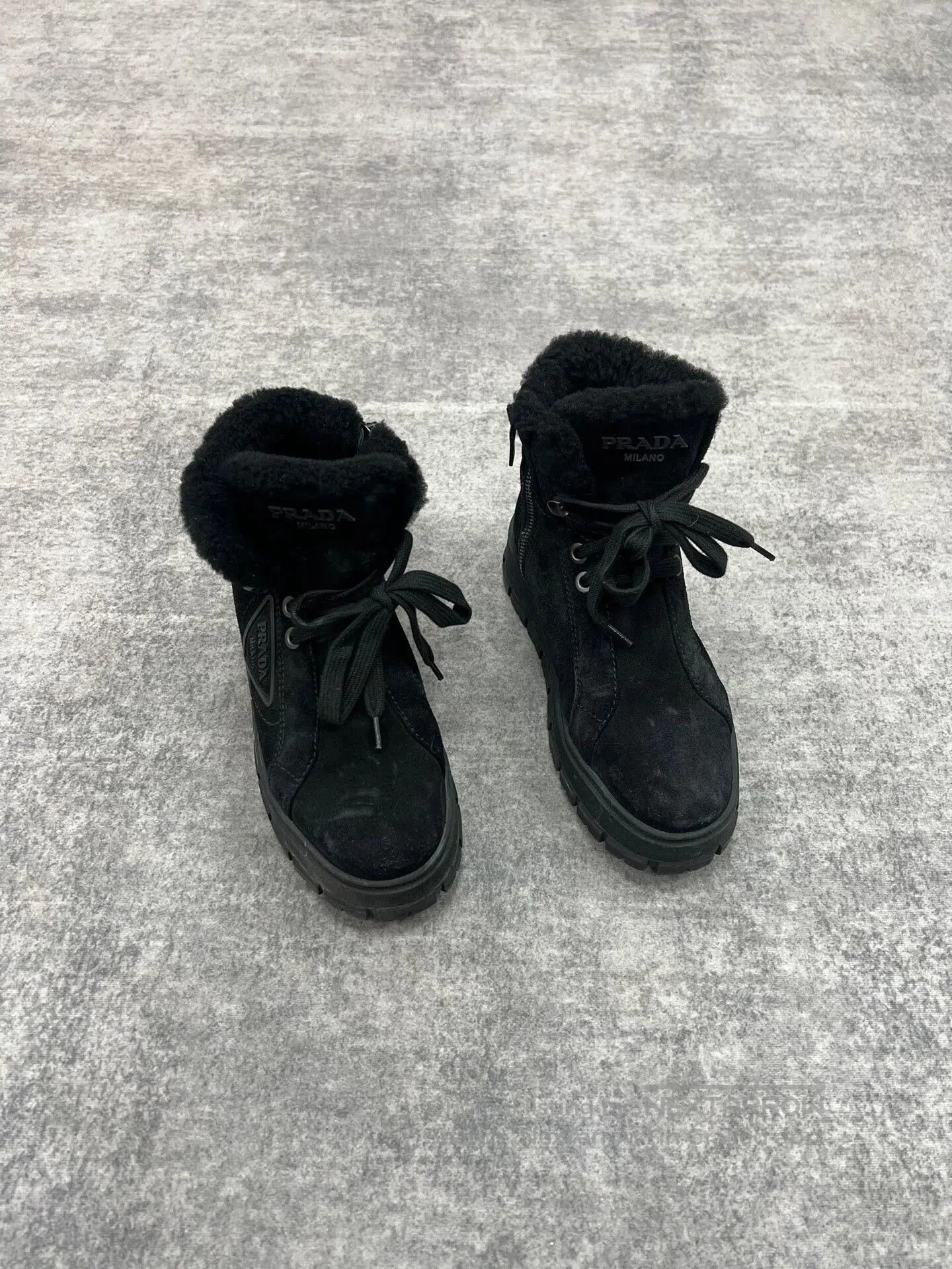 Prada Prada Thick Sole Snow Boots in Black. Size US 5 / IT 35 - 2 Thumbnail