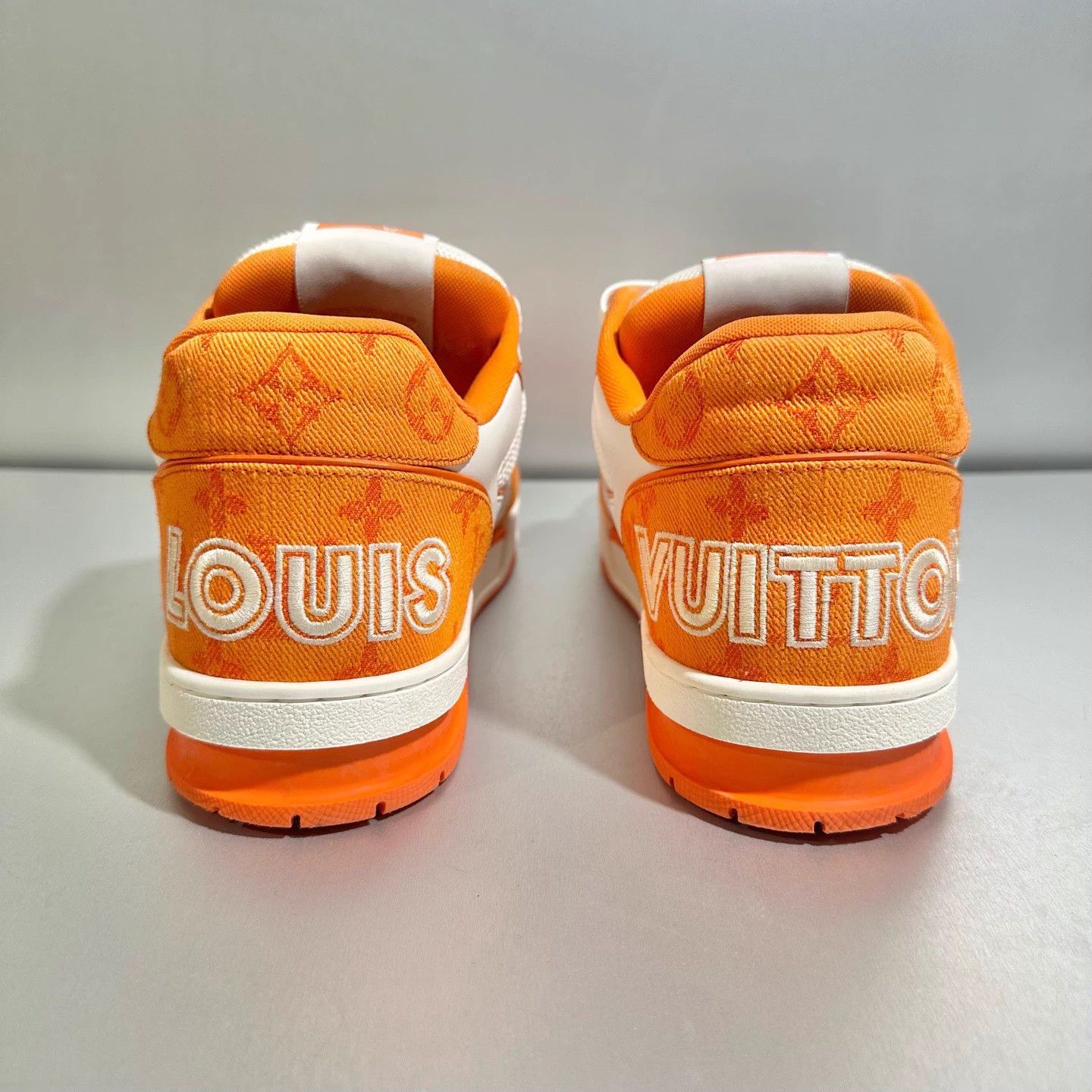 Louis Vuitton LV White/Orange Velcro Trainer 8.5US/42.5EU Excellent Size US 8.5 / EU 41-42 - 5 Thumbnail