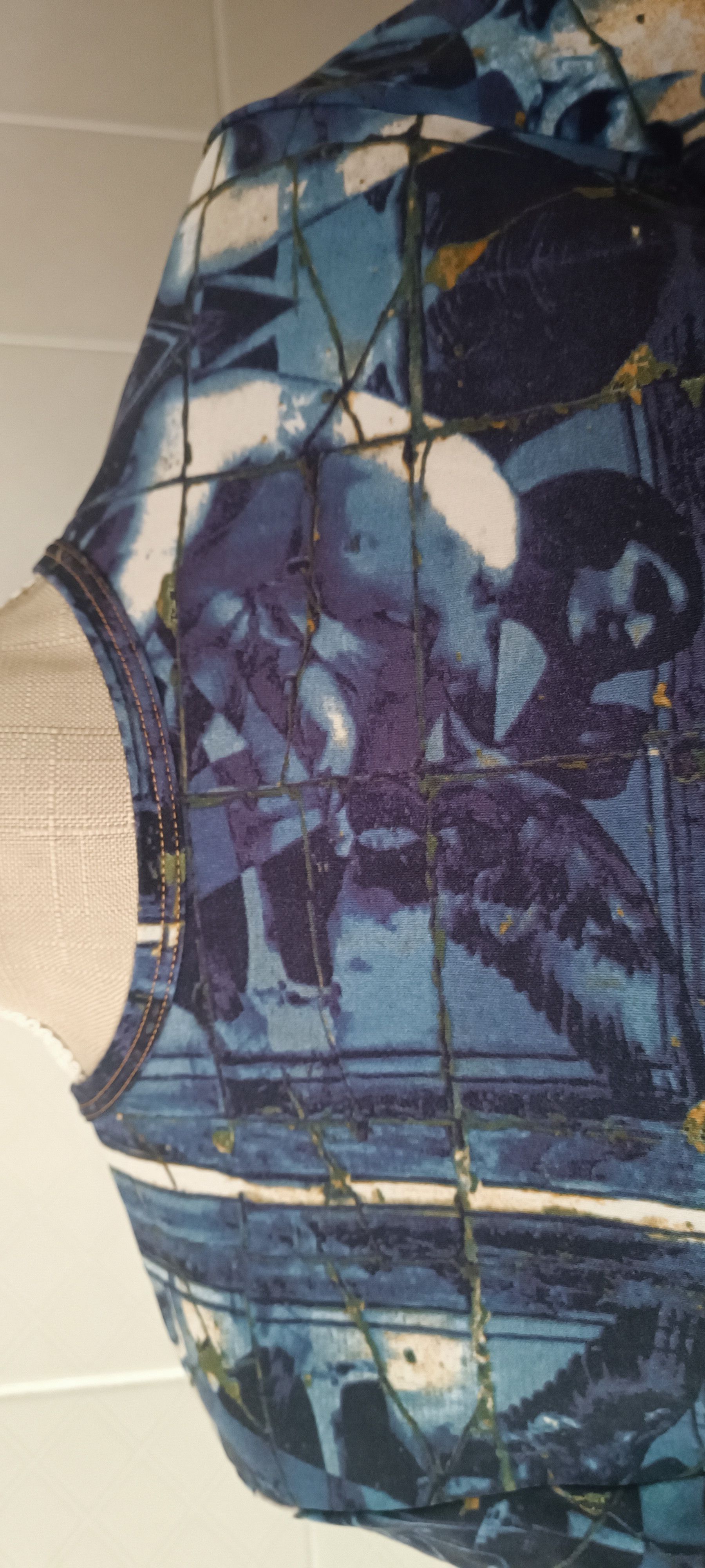 Jean Paul Gaultier 90's - Gaultier Jeans - Feminine silhouettes print t-shirt Size US XS / EU 42 / 0 - 4 Thumbnail