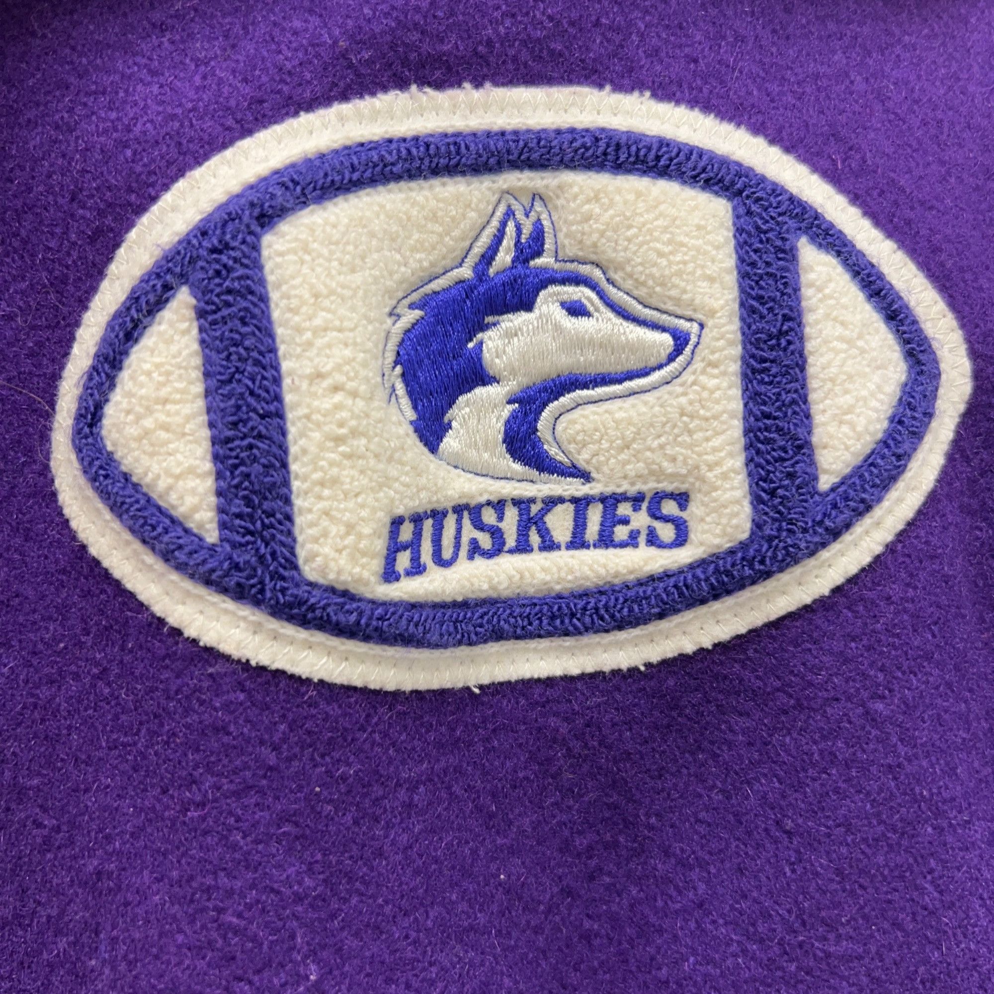 Vintage Vintage Purple and White Huskies “HPSS” #4 Varsity Jacket Size US L / EU 52-54 / 3 - 5 Thumbnail