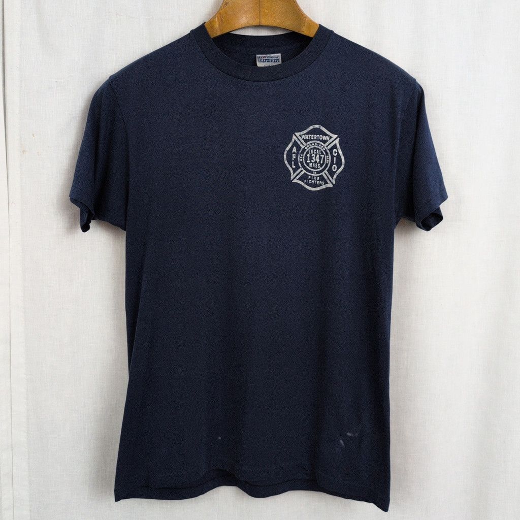 Hanes × Vintage Single Stitch Vtg. Watertown MA Fire Department Union Shirt Size US L / EU 52-54 / 3 - 1 Thumbnail