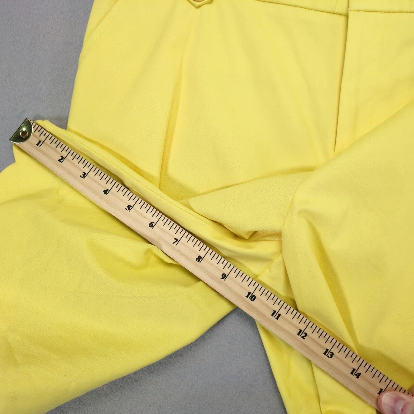 Other NWT Rafaella Yellow Shorts Women's 16 Scalloped Hem 37x10" Size 38" / US 16 / IT 52 - 6 Thumbnail