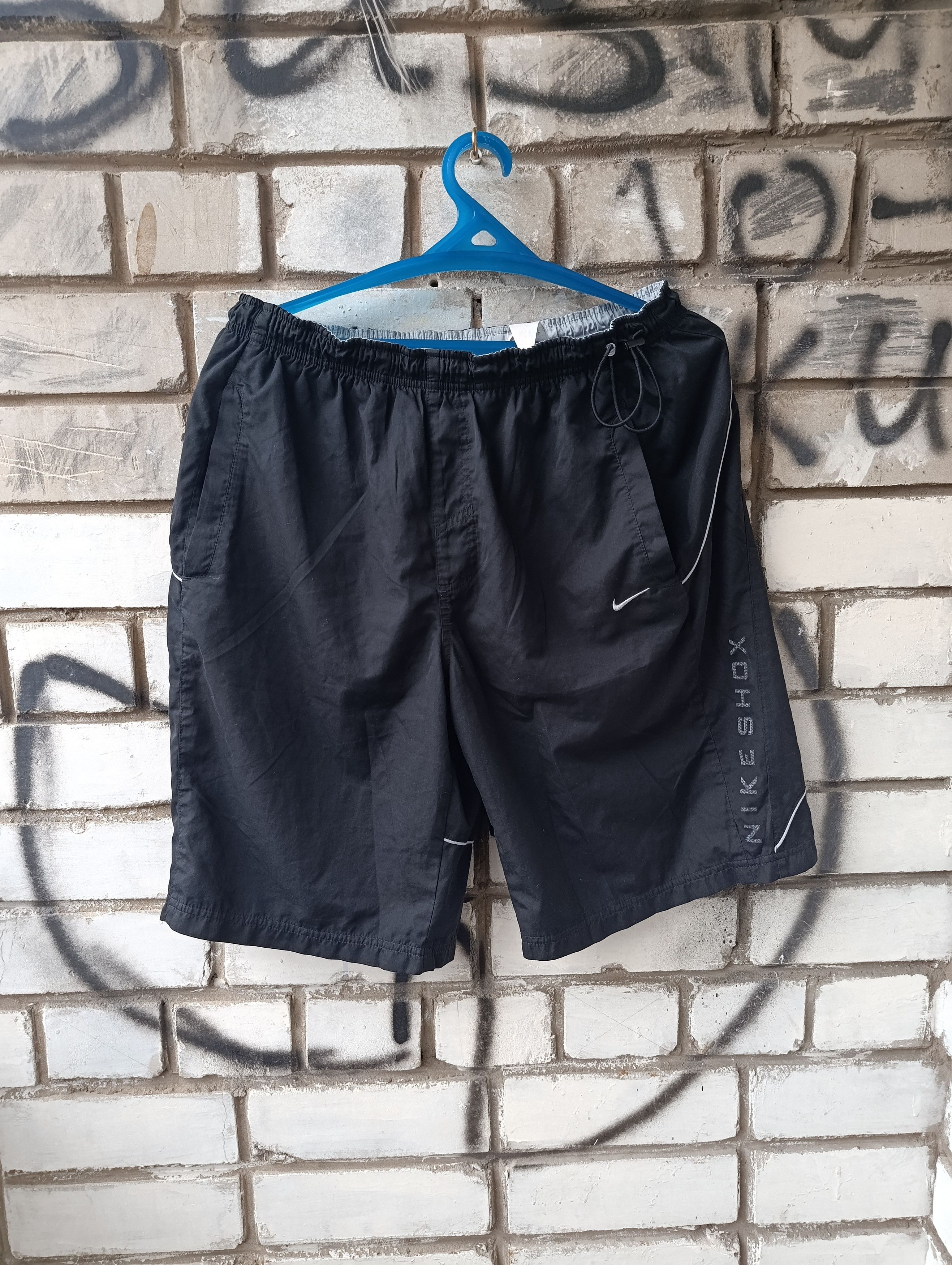 Nike Nike Shox Vintage Shorts Size US 36 / EU 52 - 1 Thumbnail