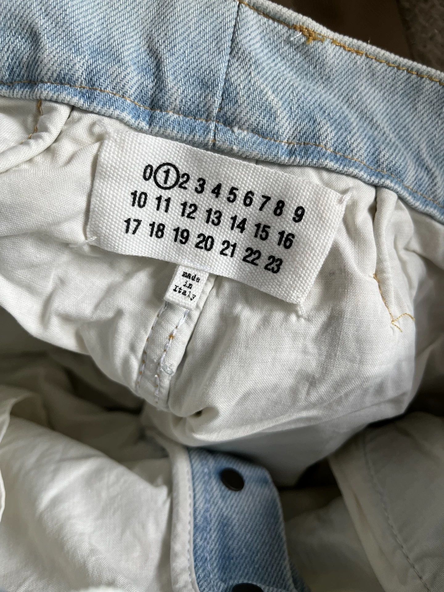 Maison Margiela Maison Margiela Distressed Jeans Women's 36 Size 25" / US 0 / IT 36 - 4 Thumbnail