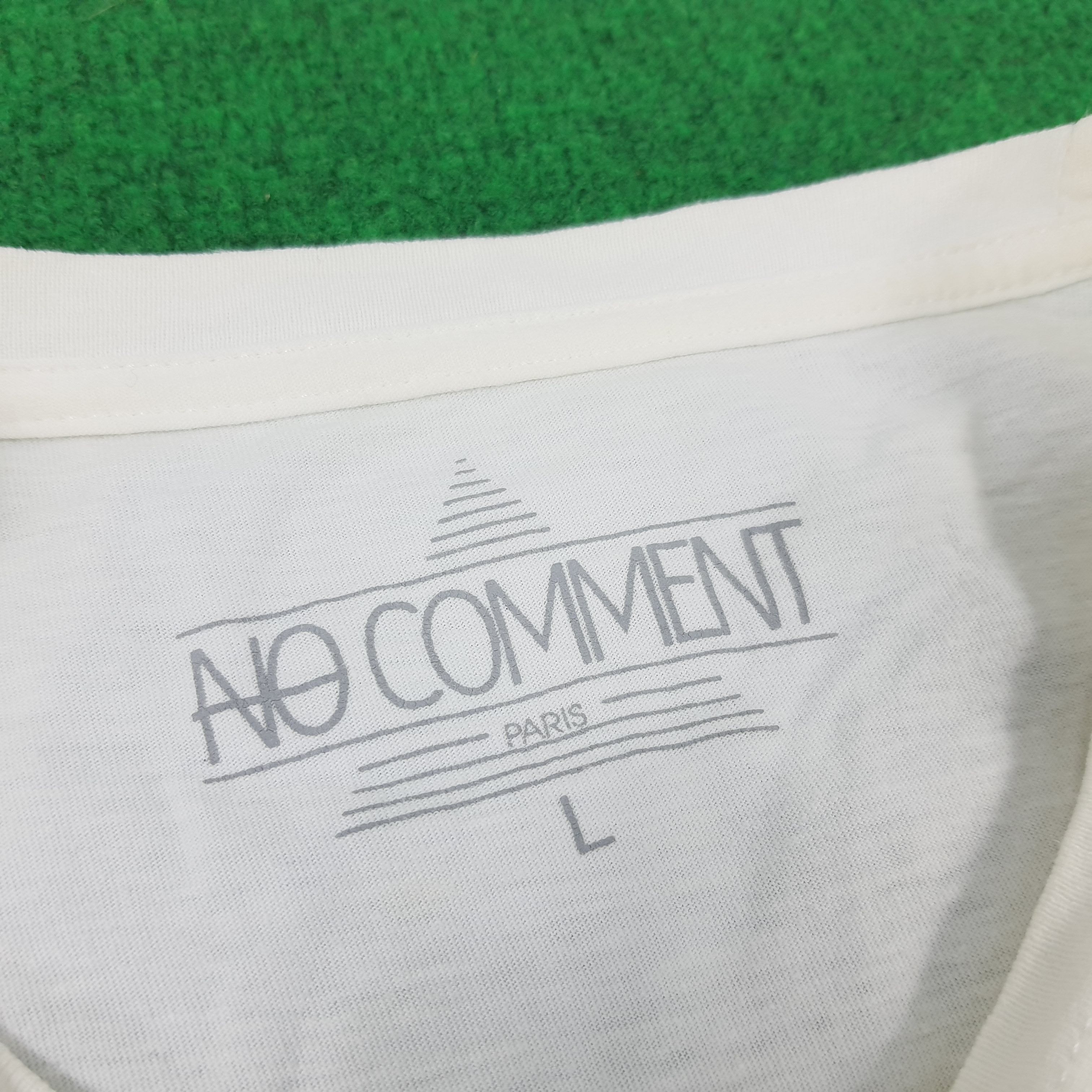 Other Vintage YSL Logo Yves Saint Laurent T-shirt Size US L / EU 52-54 / 3 - 5 Thumbnail