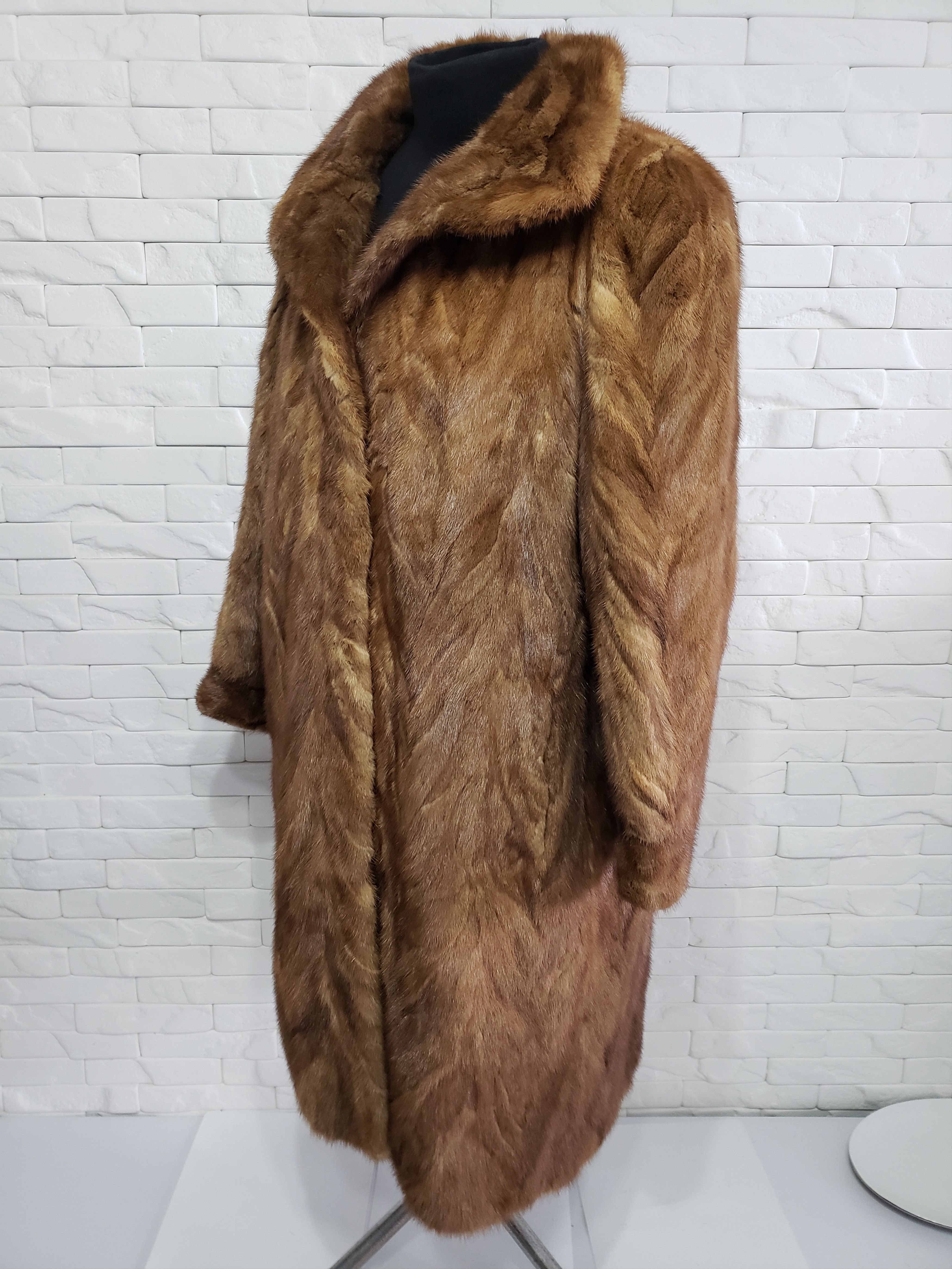 Genuine Leather × Uniqlo Stylish brown women's mink coat. Size XXL / US 16-18 / IT 52-54 - 2 Thumbnail