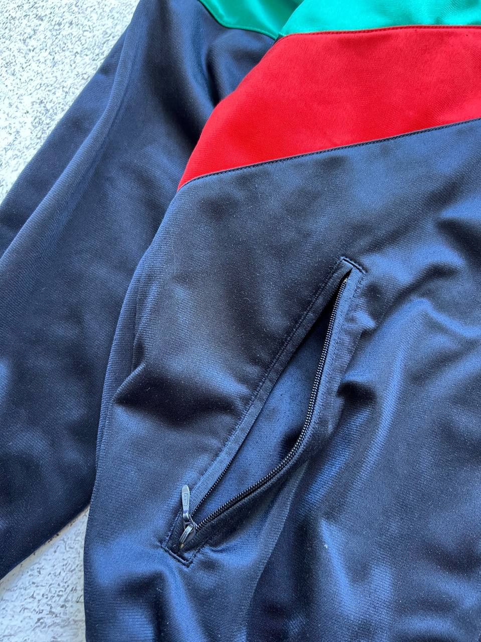 Adidas × Vintage Vintage Adidas Track Jacket Very Rare Retro Size US M / EU 48-50 / 2 - 17 Thumbnail