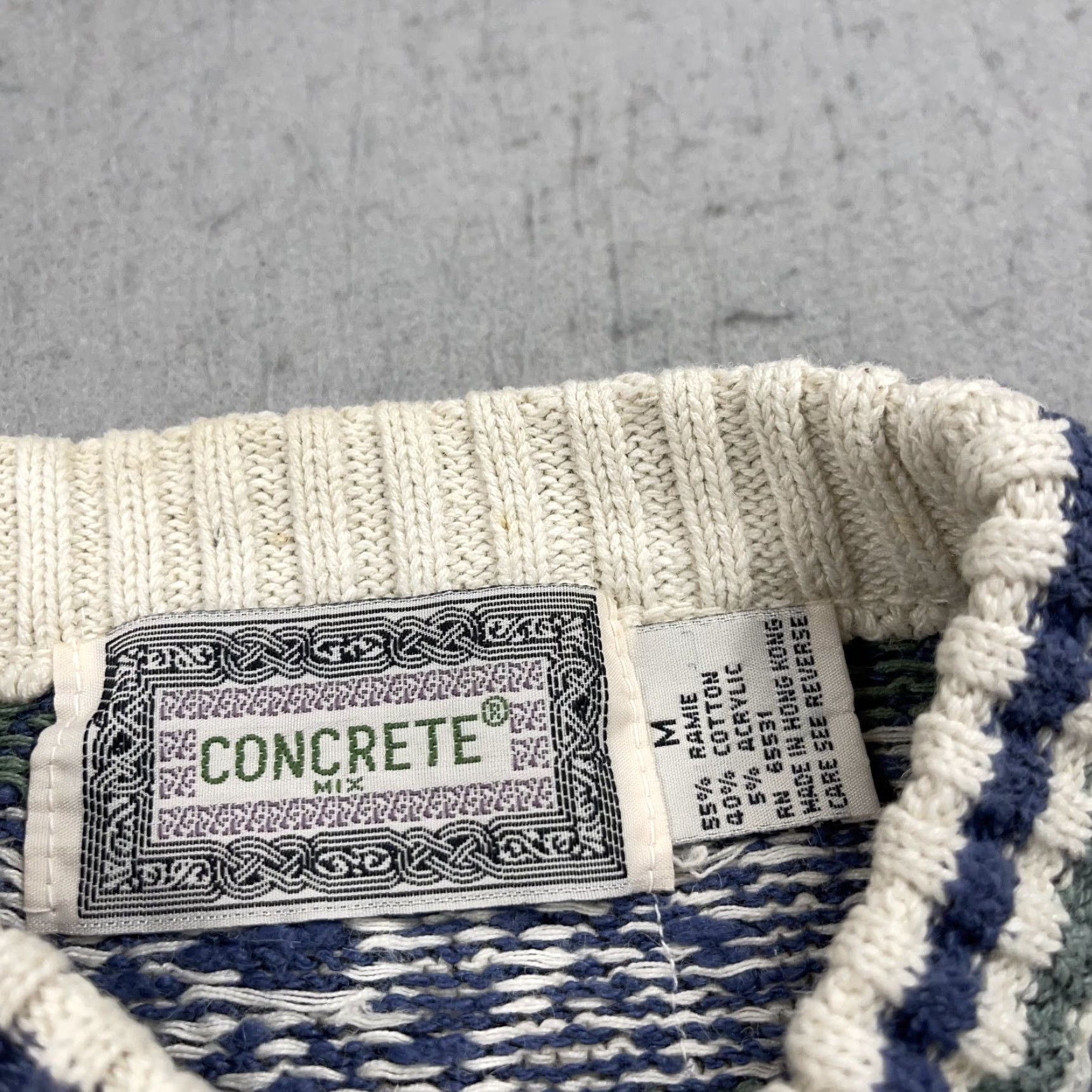 Vintage VINTAGE Concrete Sweater Mens M Green Geometric 90s Retro Classic heavyweight Crewneck Pullover Knit Shirt Size US M / EU 48-50 / 2 - 4 Thumbnail