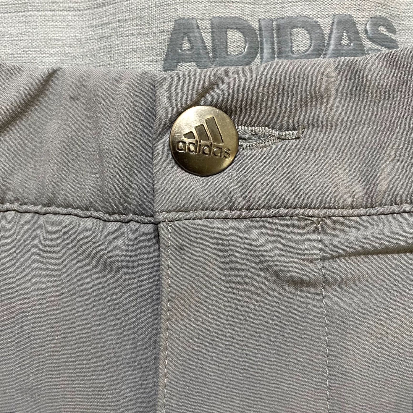 Adidas Adidas Mens Golf Shorts sz 40 Solid Gray Chino Flat Front Inseam 10" Outdoor Conversation Women? Size US 40 / EU 56 - 4 Thumbnail
