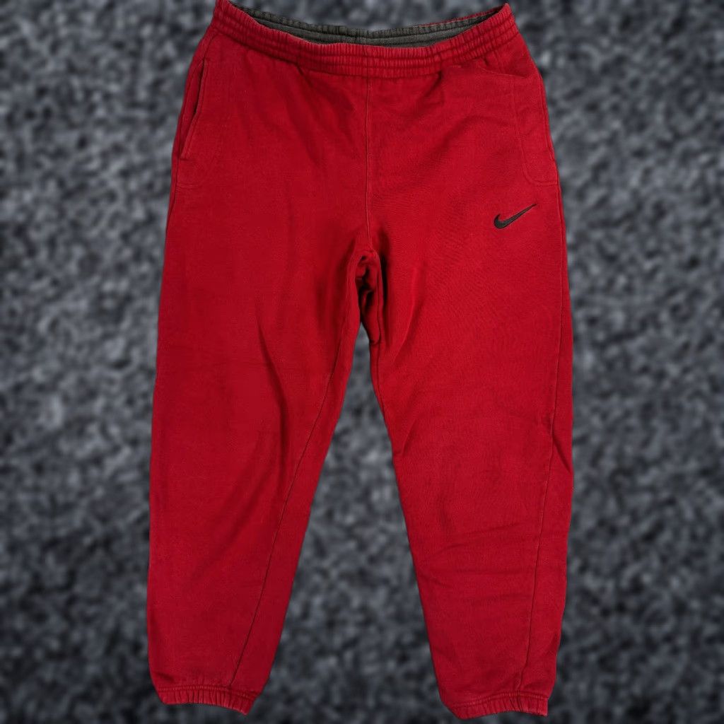 Nike VINTAGE Nike Sweatpants Mens M Red Fleece Jogger Pants Elastic Waist Size US 31 - 1 Thumbnail