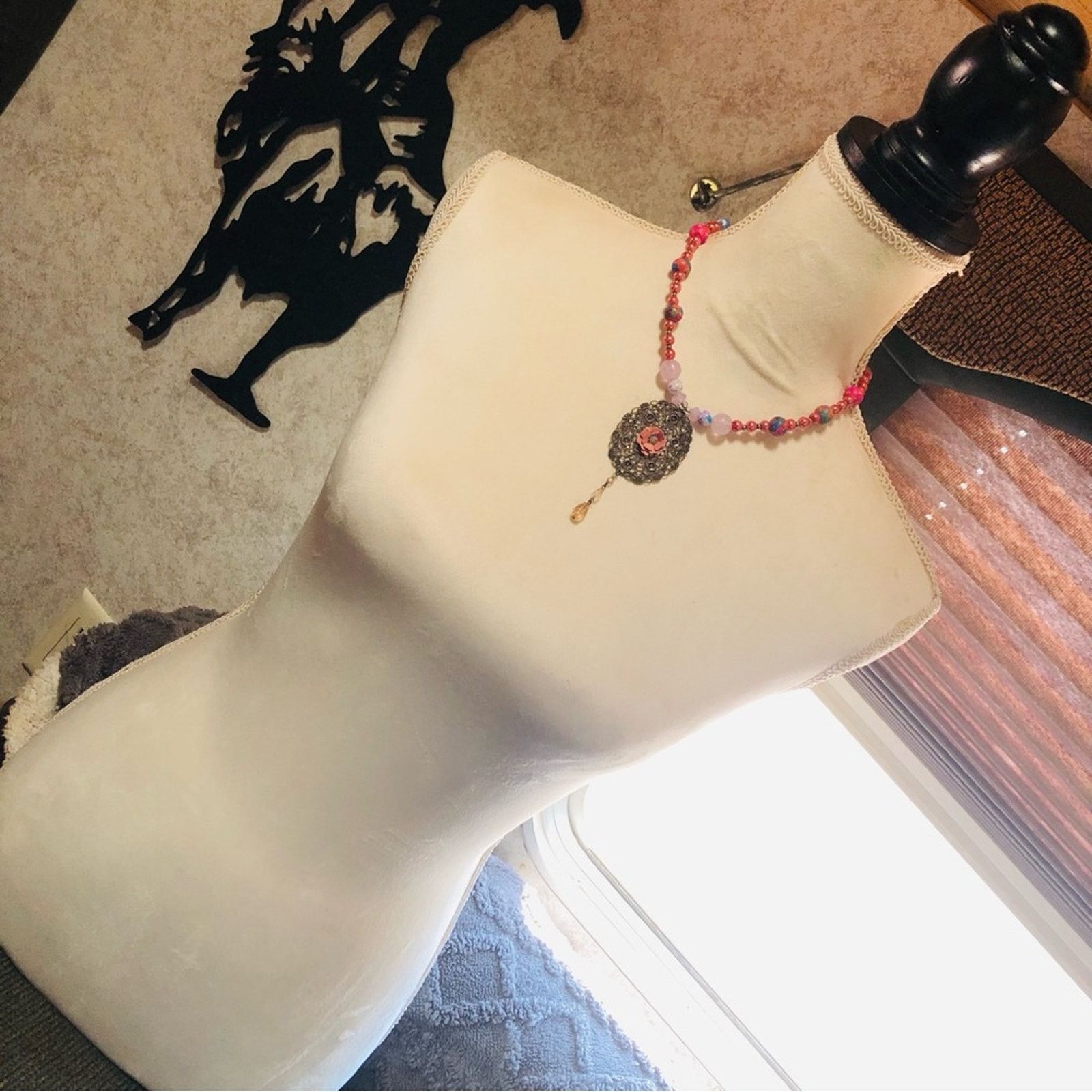 Handmade Handcrafted repurpose rose Czech glass Pearl necklace Size ONE SIZE - 4 Thumbnail