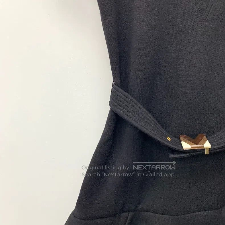 Louis Vuitton Louis Vuitton Black Ruffle Lace Asymmetric Wool Half Zippe Size XXS / US 00 / IT 34 - 4 Thumbnail