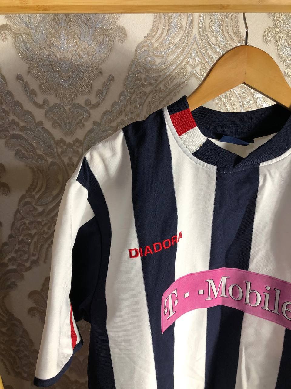 Umbro × Vintage VERY RARE UMBRO ALBION WEST BROMWICH SOCCER JERSEY RETRO Y2K Size US L / EU 52-54 / 3 - 3 Thumbnail