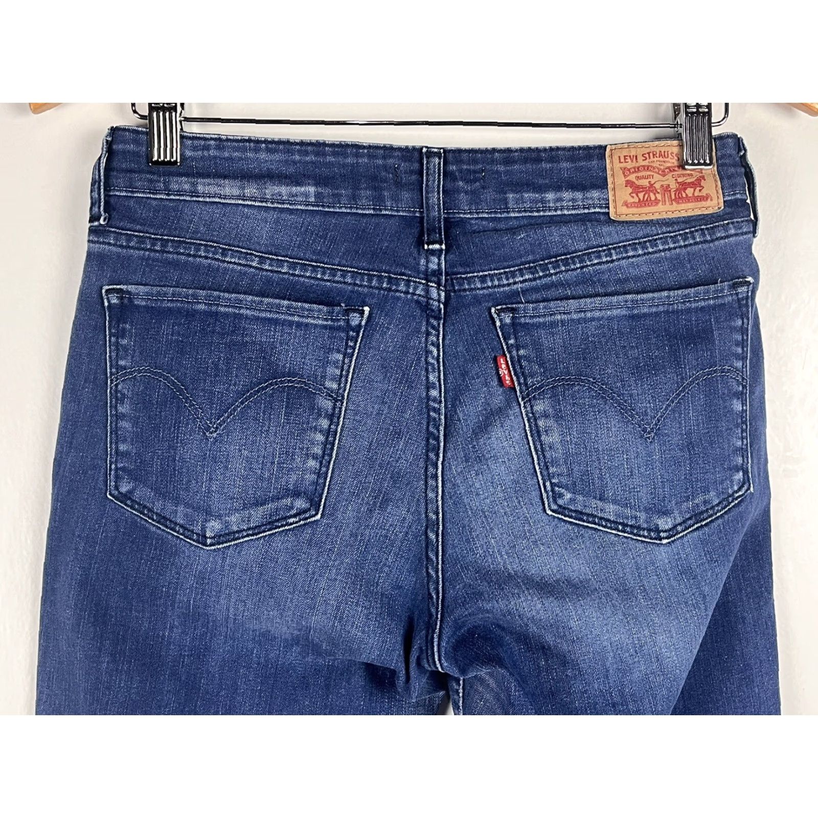 Levi's Levis 711 Skinny Jeans Sz 30 GUC Womens Jeans Levi's 711 Skinny Blue 30 Women Regular Dry? Size 30" / US 8 / IT 44 - 4 Thumbnail