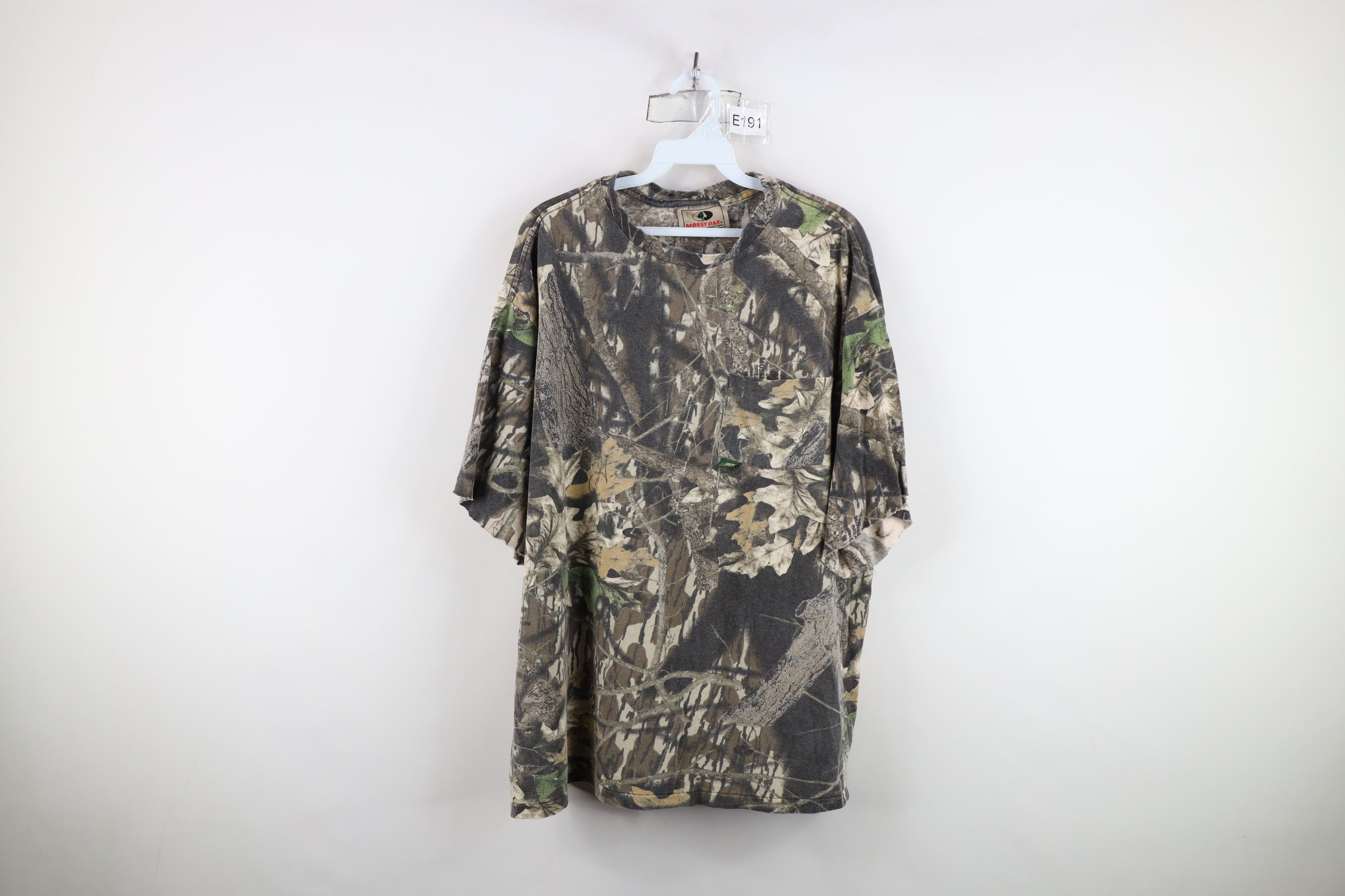 Mossy Oaks Vintage 90s Mossy Oak Camouflage Pocket T-Shirt Cotton USA Size US XL / EU 56 / 4 - 1 Thumbnail