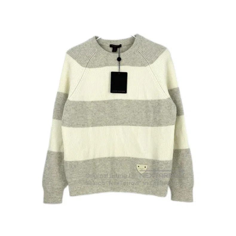 Louis Vuitton Louis Vuitton Grey and white wide striped leather label sw Size US S / EU 44-46 / 1 - 1 Thumbnail