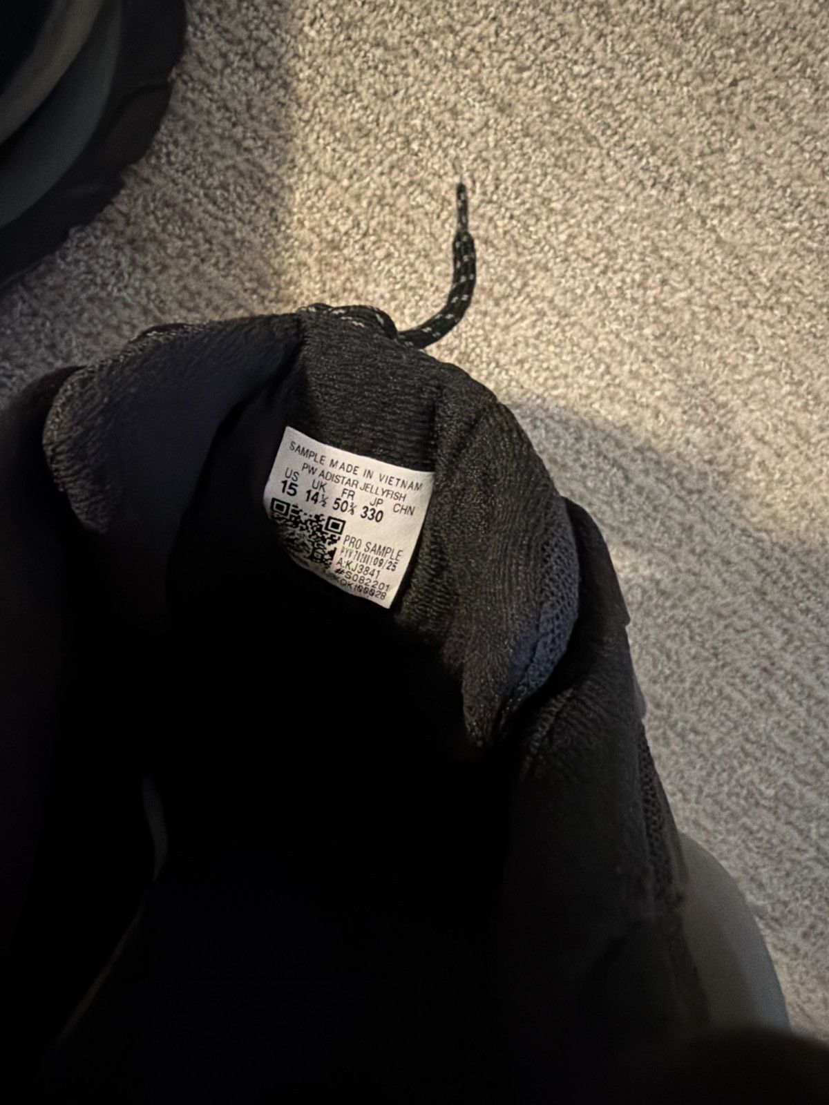 Adidas × Pharrell ADIDAS JELLYFISH TRIPLE BLACK Size US 15 / EU 48 - 7 Thumbnail