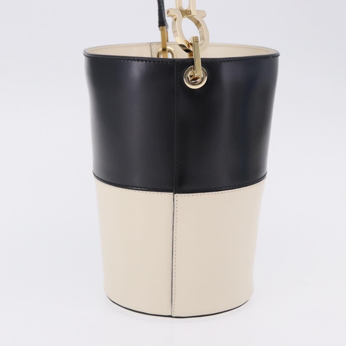 Salvatore Ferragamo Salvatore Ferragamo Gancini Shoulder Bag Leather Ivory Gold Size ONE SIZE - 4 Thumbnail