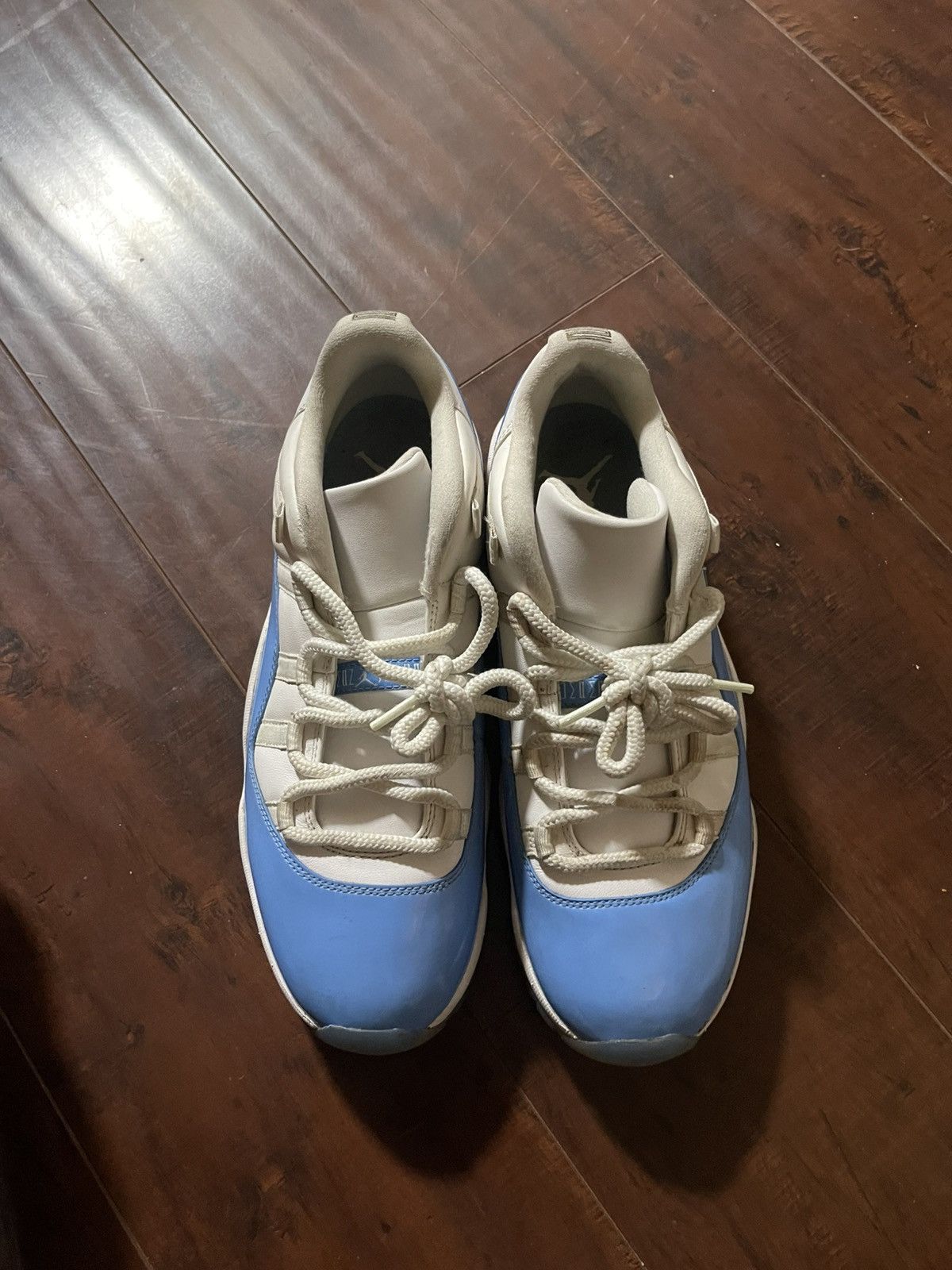 Jordan Brand UNC Jordan 11 Low Top Size US 11 / EU 44 - 3 Thumbnail