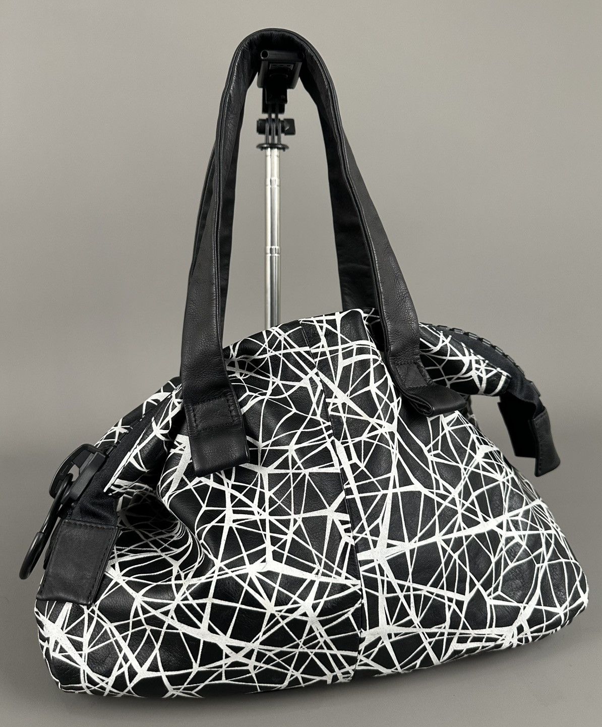 Yohji Yamamoto Kawa - Kawa Big Zipper Abstract Print Leather Hand Bag Size ONE SIZE - 1 Thumbnail