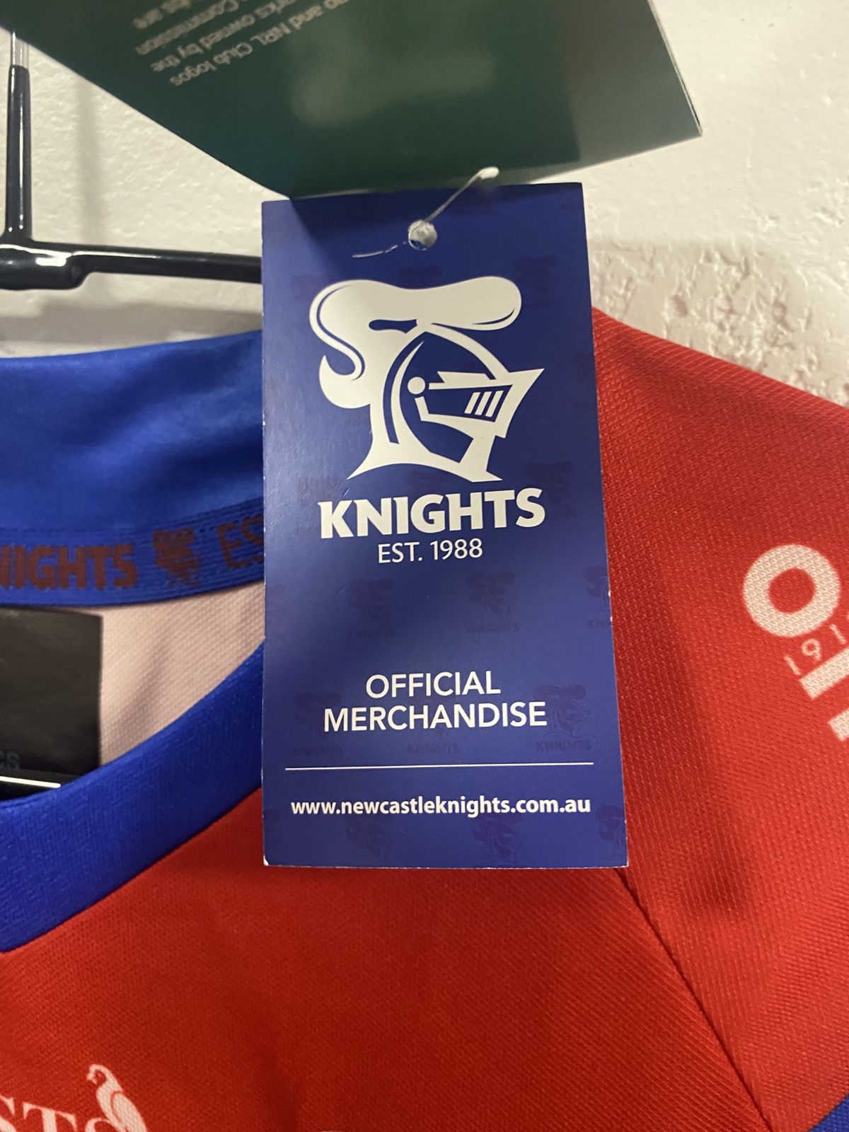 O'Neills NWT NRL NEWCASTLE KNIGHTS RUGBY LEAGUE SHIRT JERSEY O'NEILLS Size US M / EU 48-50 / 2 - 7 Thumbnail