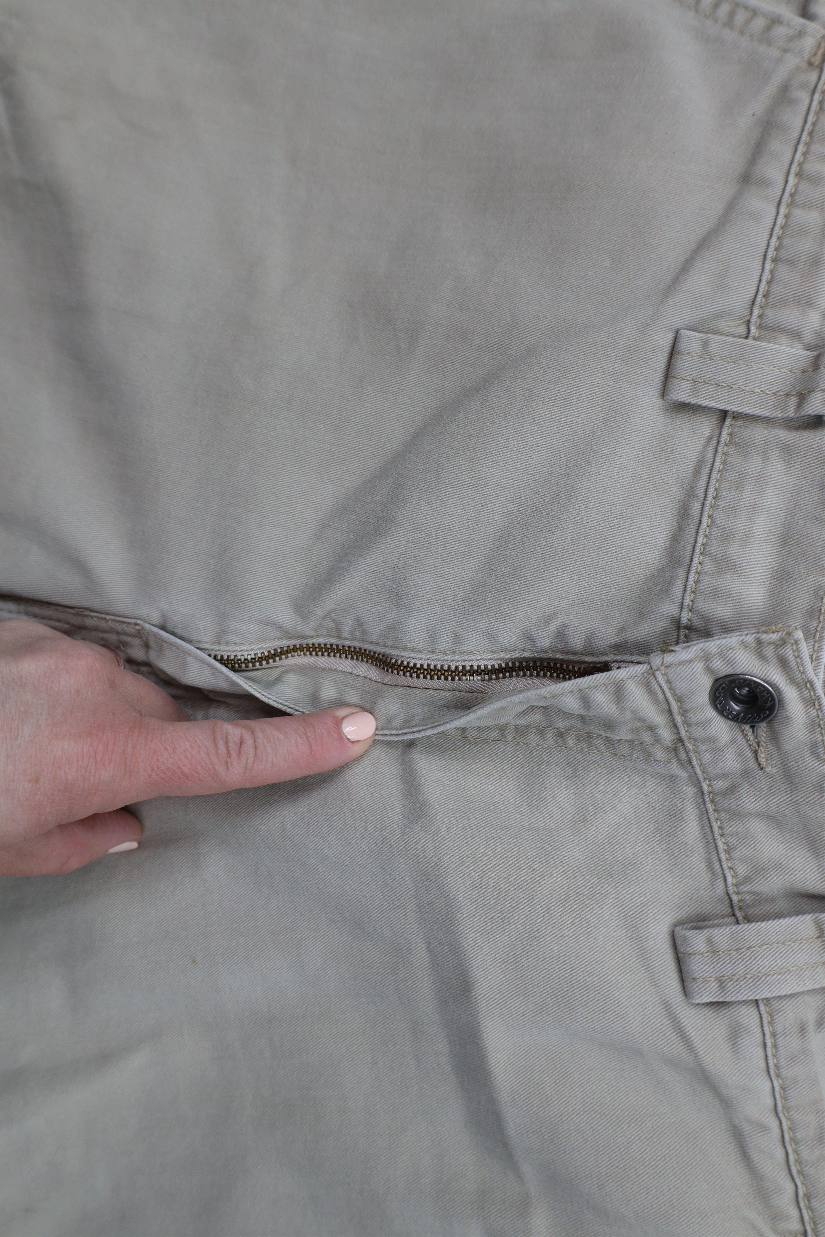 Levi's × Vintage Vintage 90s Levis SilverTab Fit Wide Leg Cargo Pants Beige Size US 36 / EU 52 - 7 Thumbnail