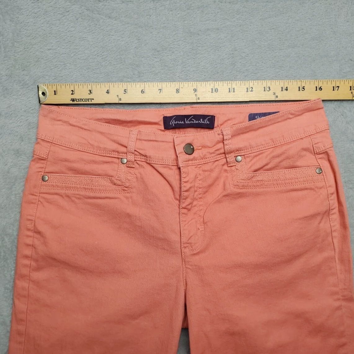 Gloria Vanderbilt Gloria Vanderbilt Shorts Women 8 Peach Skimmer Embroidered Outdoor Pants Casual Travel Hiking Size 30" / US 8 / IT 44 - 7 Thumbnail