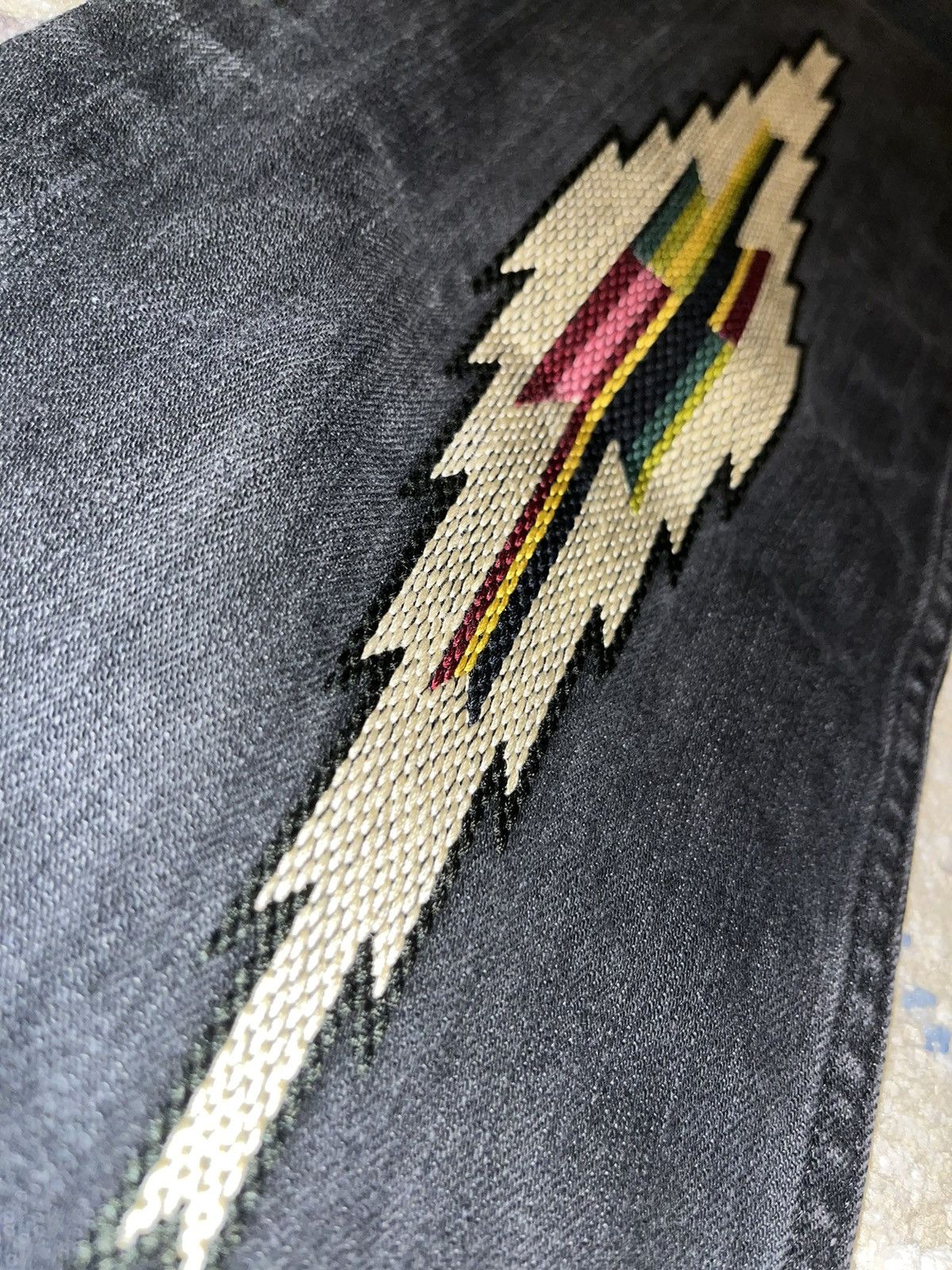 Number (N)ine OG Number (N)ine AW05 Crying Heart Patch Ortega Pain Denim Size US 30 / EU 46 - 2 Thumbnail