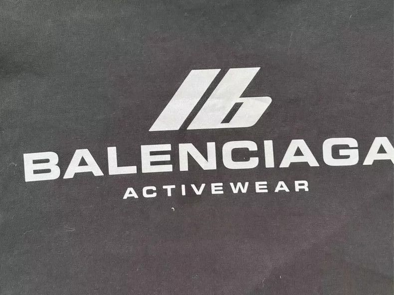 Balenciaga Balenciaga Reflective logo short sleeve T-shirt Size US XL / EU 56 / 4 - 3 Thumbnail