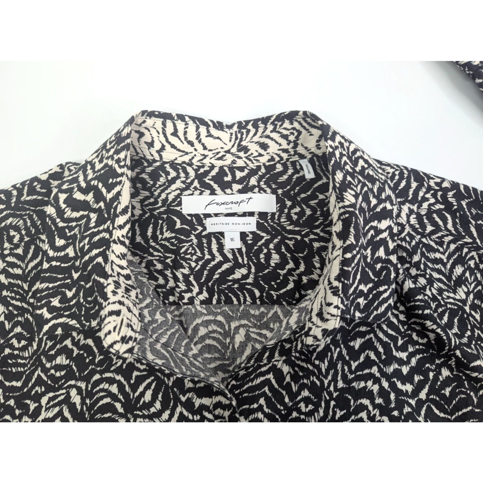Vintage Foxcroft Button-Up Shirt Black Swirl Abstract Long Sleeve Non-Iron 16 Women Size XXL / US 16-18 / IT 52-54 - 6 Thumbnail