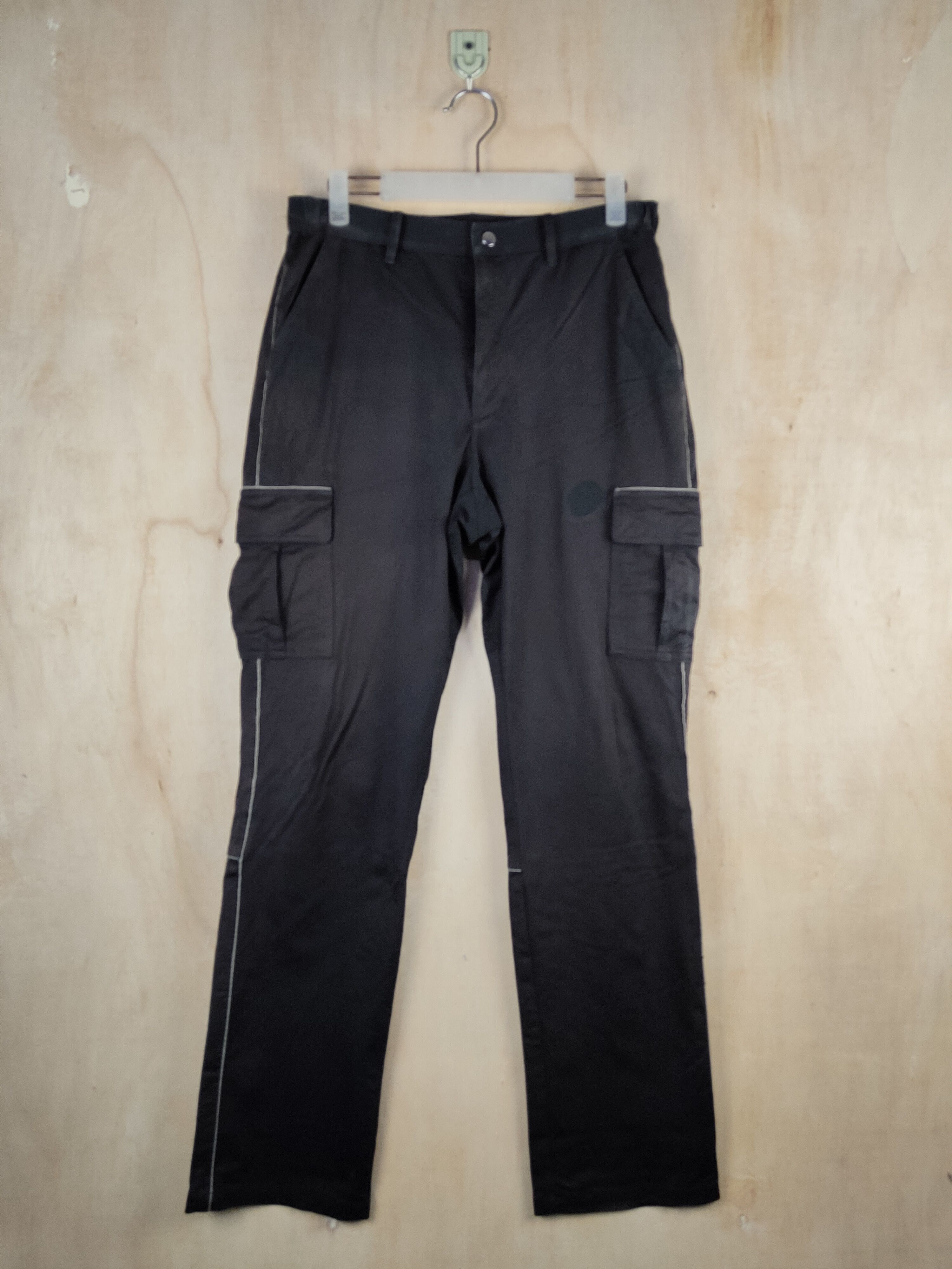 Japanese Brand Japanese Brand Black Faded Multipocket Cargo Pants #S2406 Size US 30 / EU 46 - 1 Thumbnail