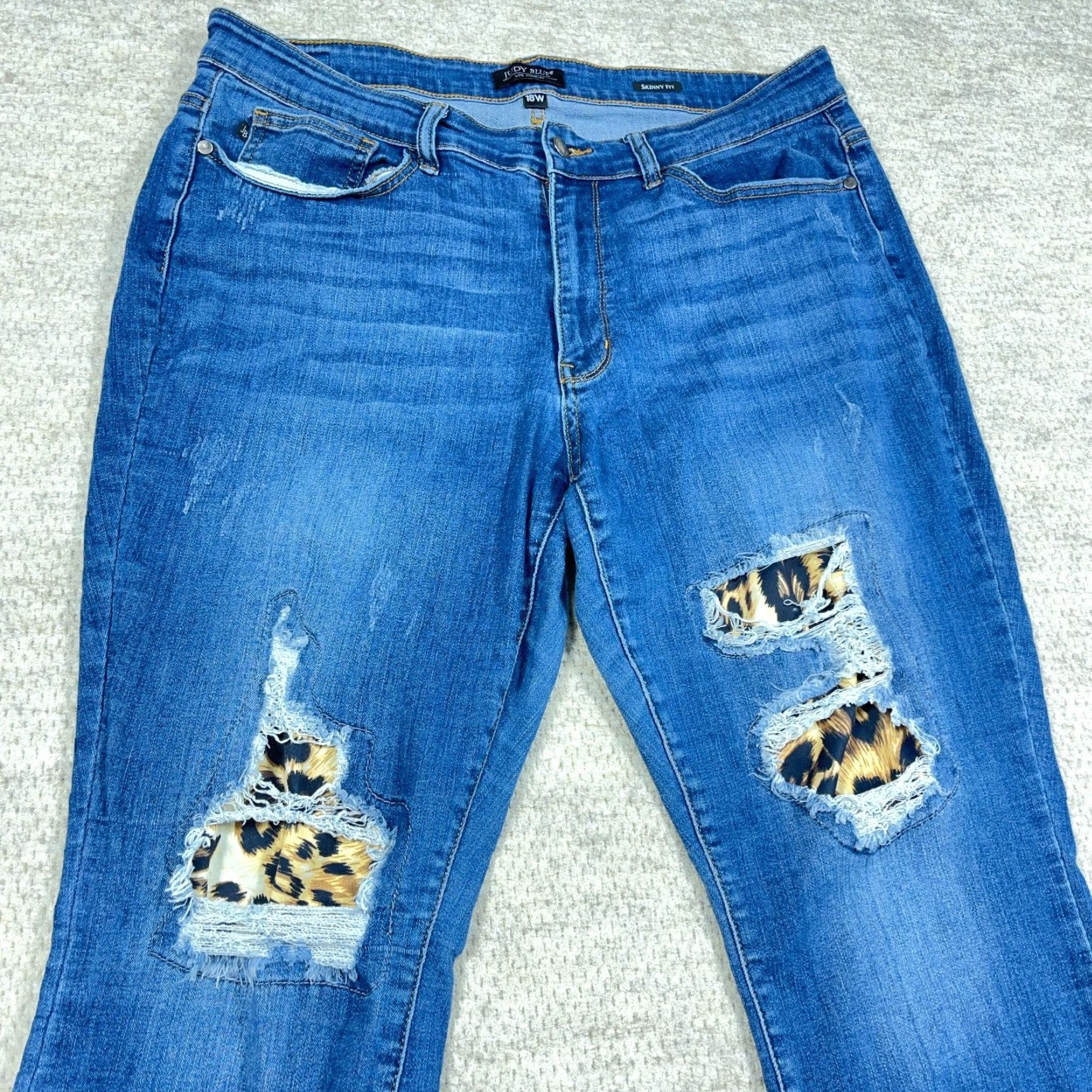 Vintage Judy Blue Jeans Women 18W Skinny Fit Med Wash Faded Stretch Distressed Plus Jeans Size 40" / US 18 - 4 Thumbnail