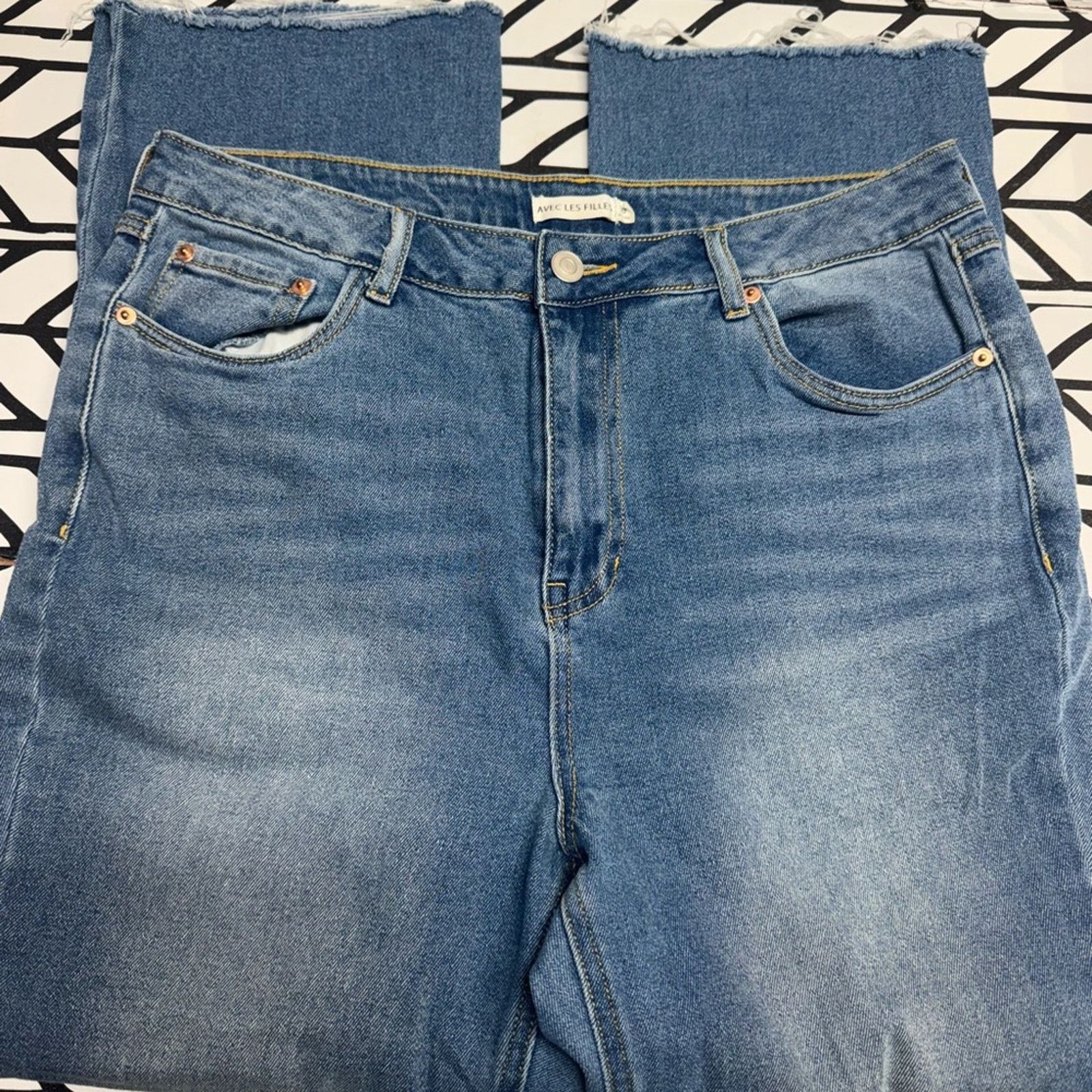 Other Avec Les Filles High Rise Cropped Straight Leg Raw Hem Denim Size 30" / US 8 / IT 44 - 5 Thumbnail