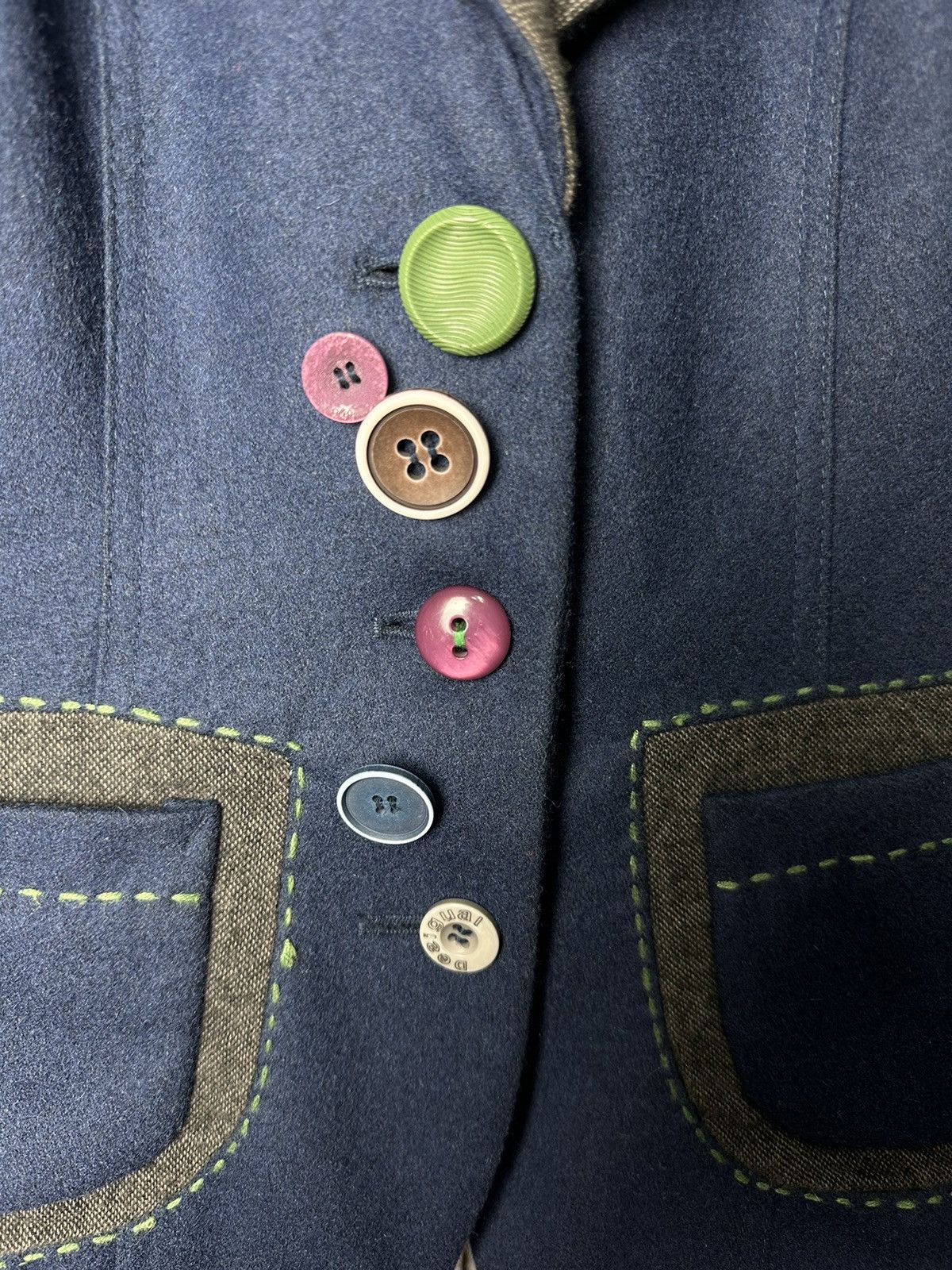 Desigual Desigual Y2K Embroidered Back Art Elbow Patch Blazer Size 40 Size S / US 4 / IT 40 - 5 Thumbnail