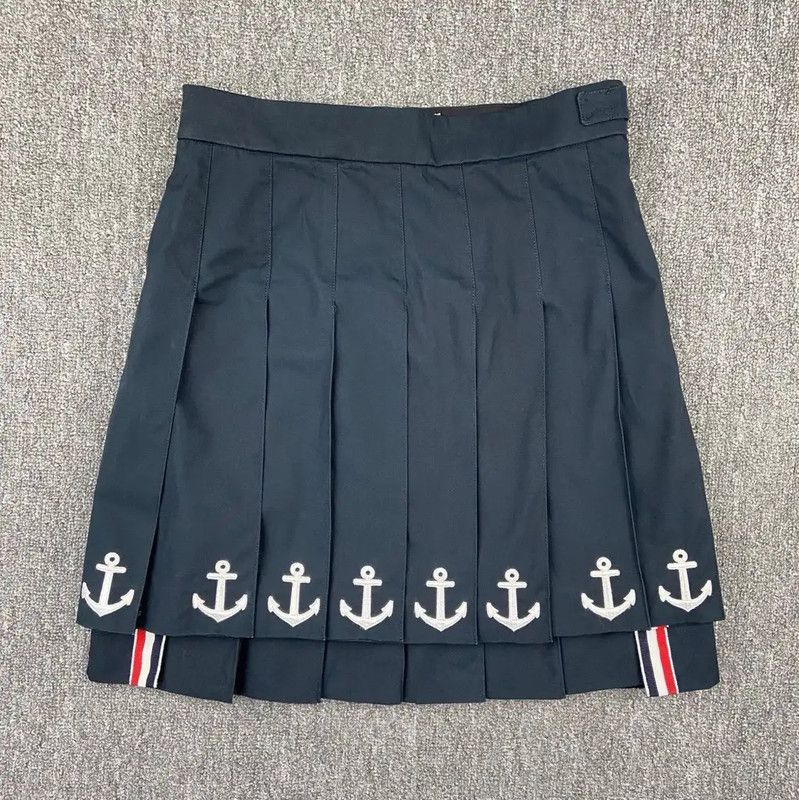 Thom Browne Thom Browne Black Cotton Pleated Skirt 0089 Size 27" / US 4 / IT 40 - 1 Thumbnail