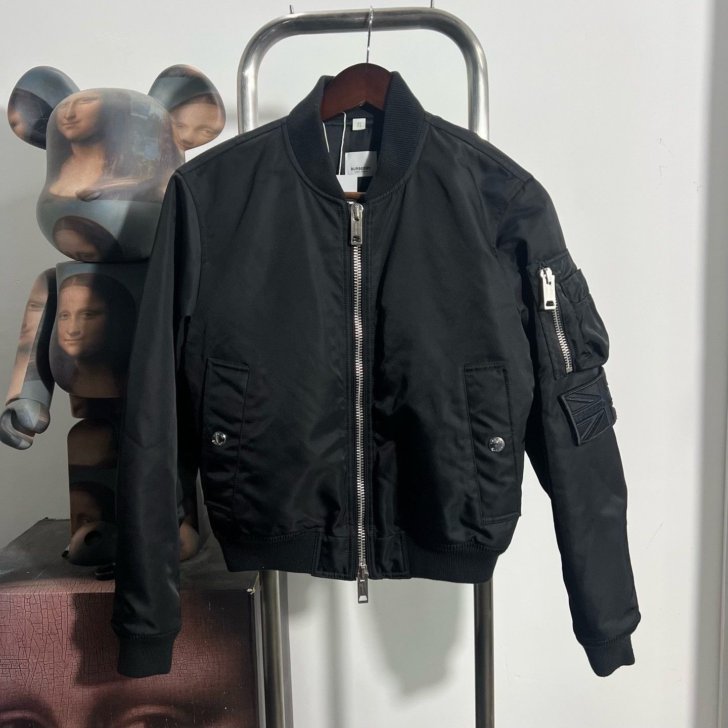 Burberry Burberry Light Jacket s Men Size US S / EU 44-46 / 1 - 1 Thumbnail