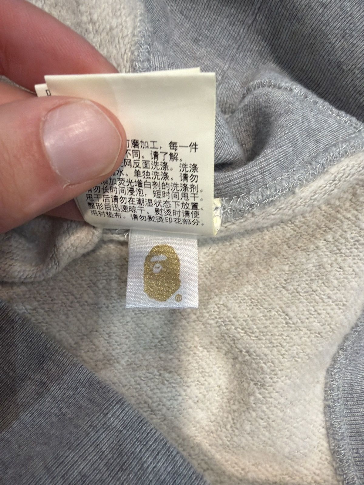 Bape Bape Crewneck Sta FW22 Size-M brand new Quick shipping Size US M / EU 48-50 / 2 - 8 Thumbnail