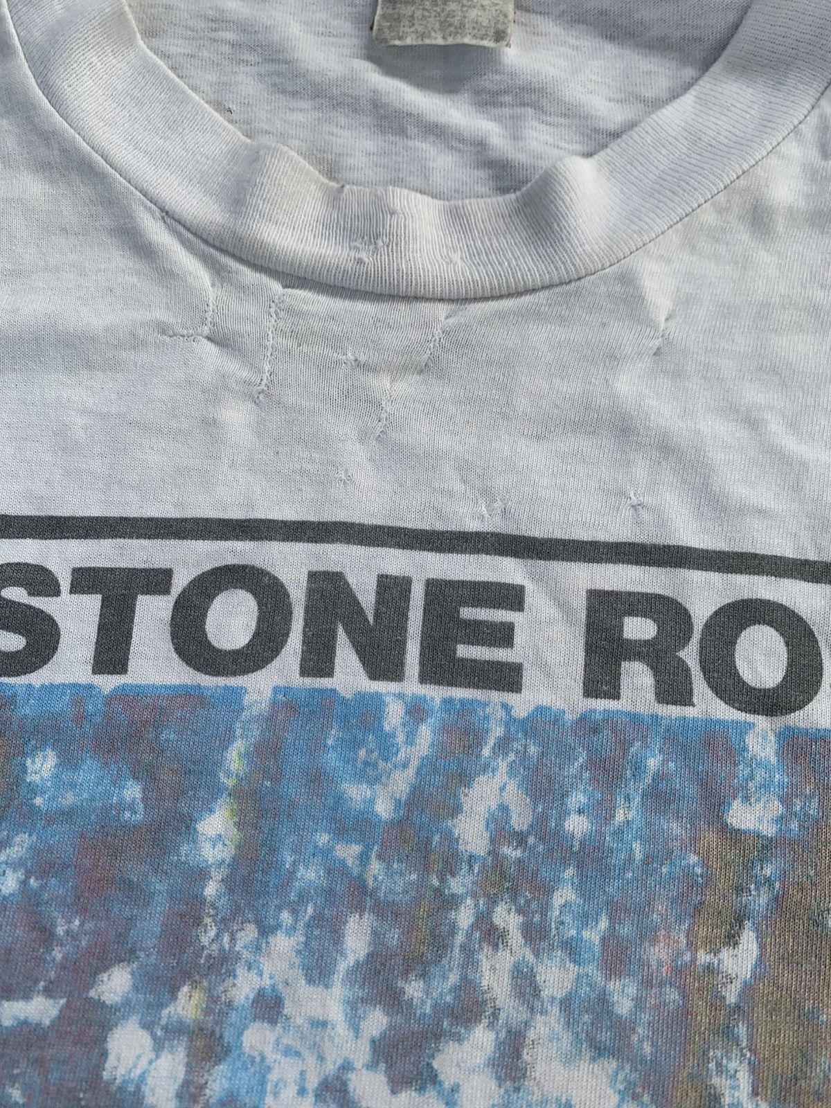 Band Tees Vintage OG 90s The Stone Roses Fools Gold Shirt Size US XL / EU 56 / 4 - 4 Thumbnail