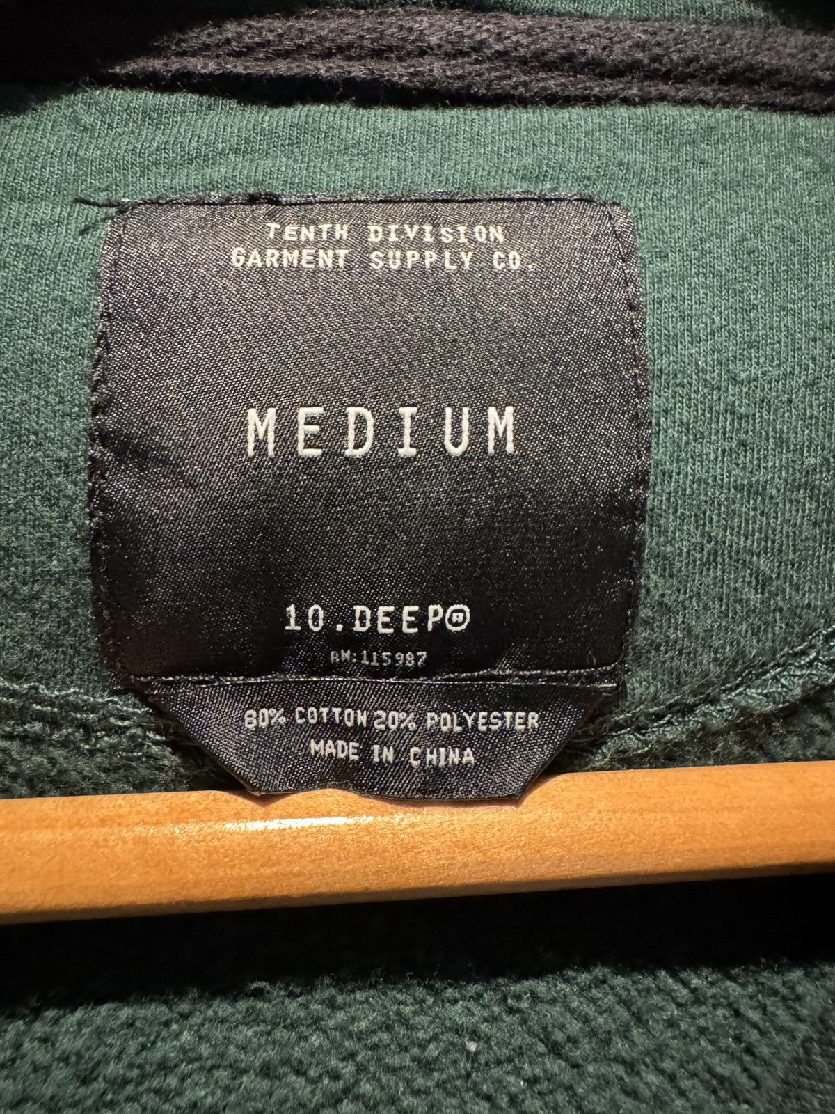 10 Deep 10 Deep Smiley Face Zip Green Hoodie Hidden Pocket Size US M / EU 48-50 / 2 - 5 Thumbnail