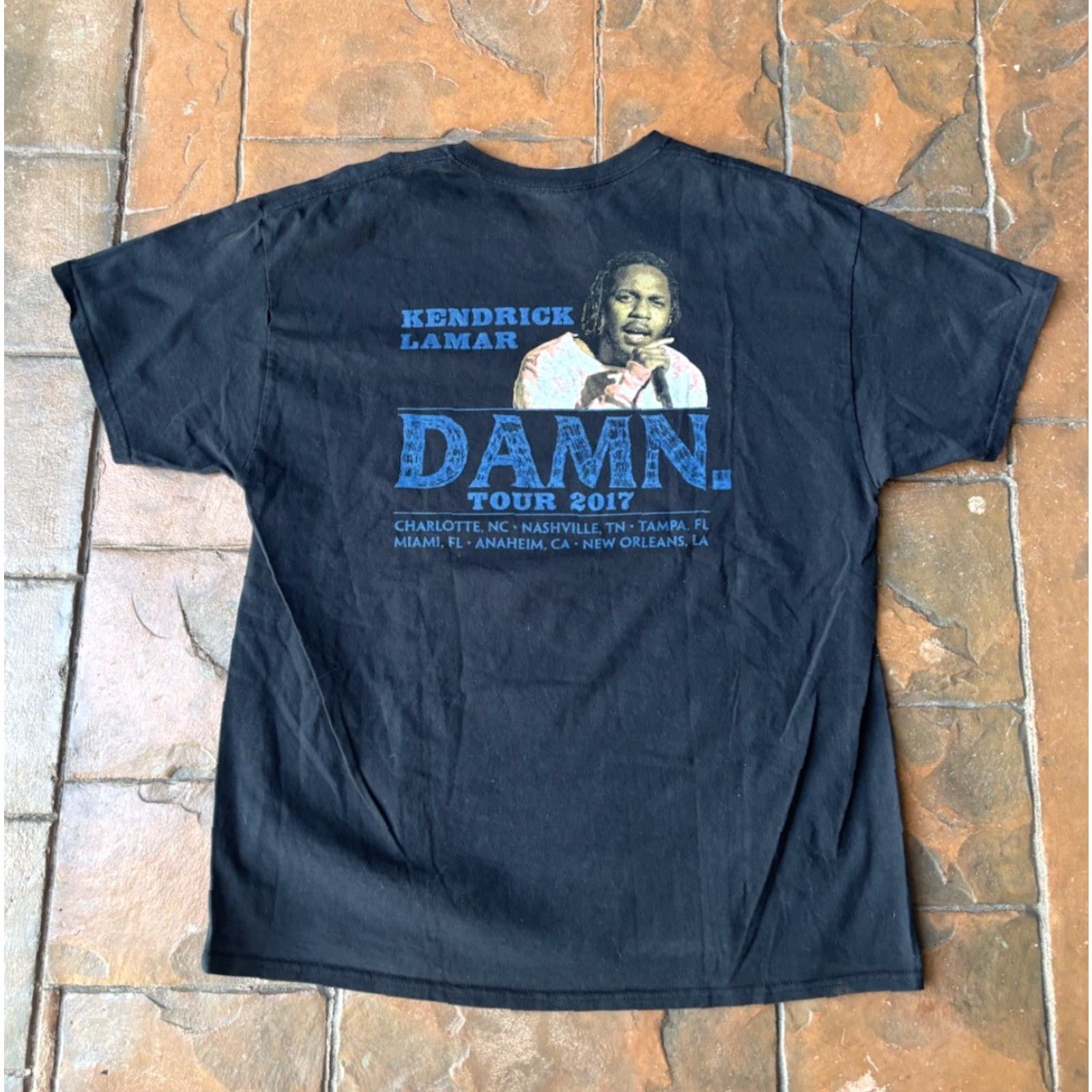 Vintage Kendrick Lamar DAMN 2017 Tour TDE T-Shirt XL Black Cotton Crew Neck Long Sleeve Mens Shirt Hip Hop Size US XL / EU 56 / 4 - 3 Thumbnail