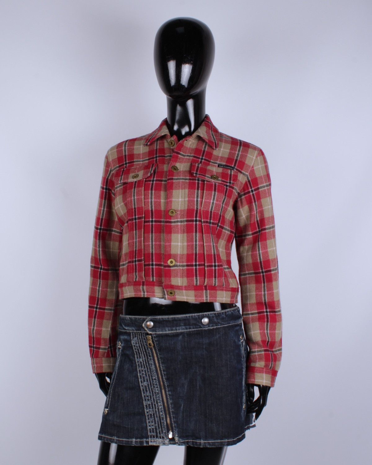 Designer × Dolce & Gabbana × Vintage DOLCE GABBANA Vintage Wool Plaid Check Cropped Button Jacket Size S / US 4 / IT 40 - 1 Thumbnail