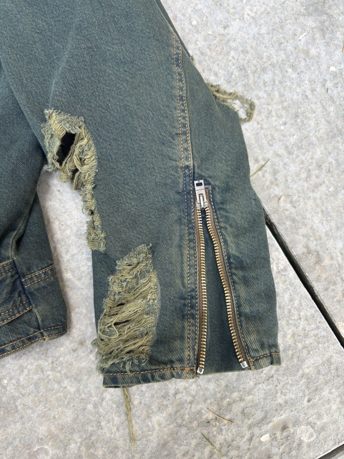 Acne Studios Acne Studios Distressed Denim Jacket Size XS / US 0-2 / IT 36-38 - 5 Thumbnail