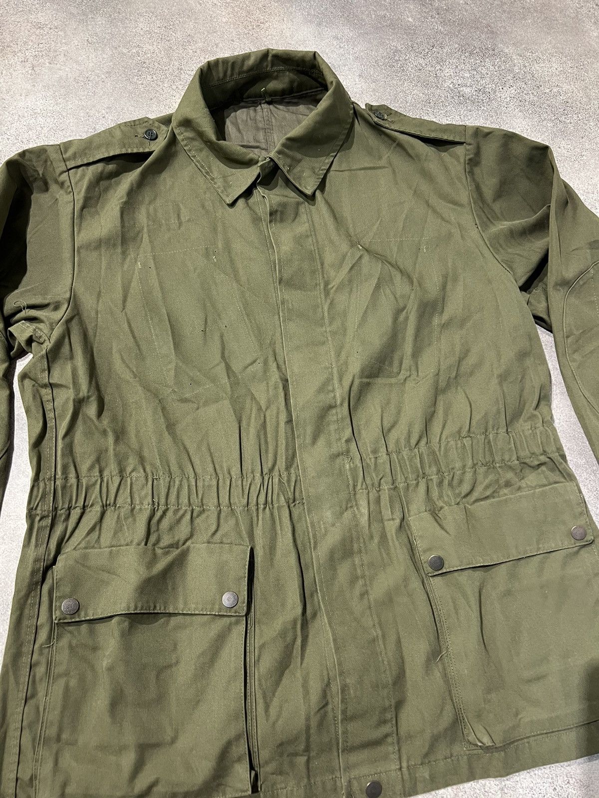 Vintage Vintage military army jacket Size US M / EU 48-50 / 2 - 4 Thumbnail